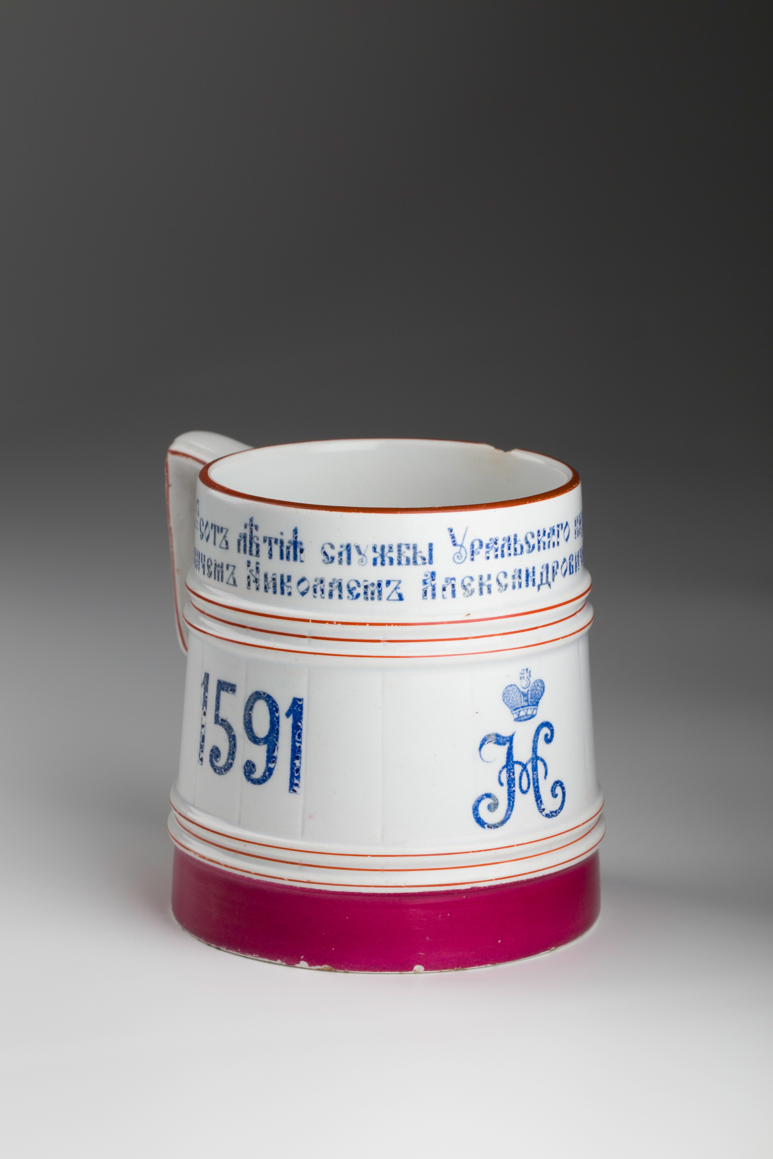 Предметная съёмка: полковые стопы. Бизнес-портрет | Хедшот-фотограф | Студия делового портрета в Москве