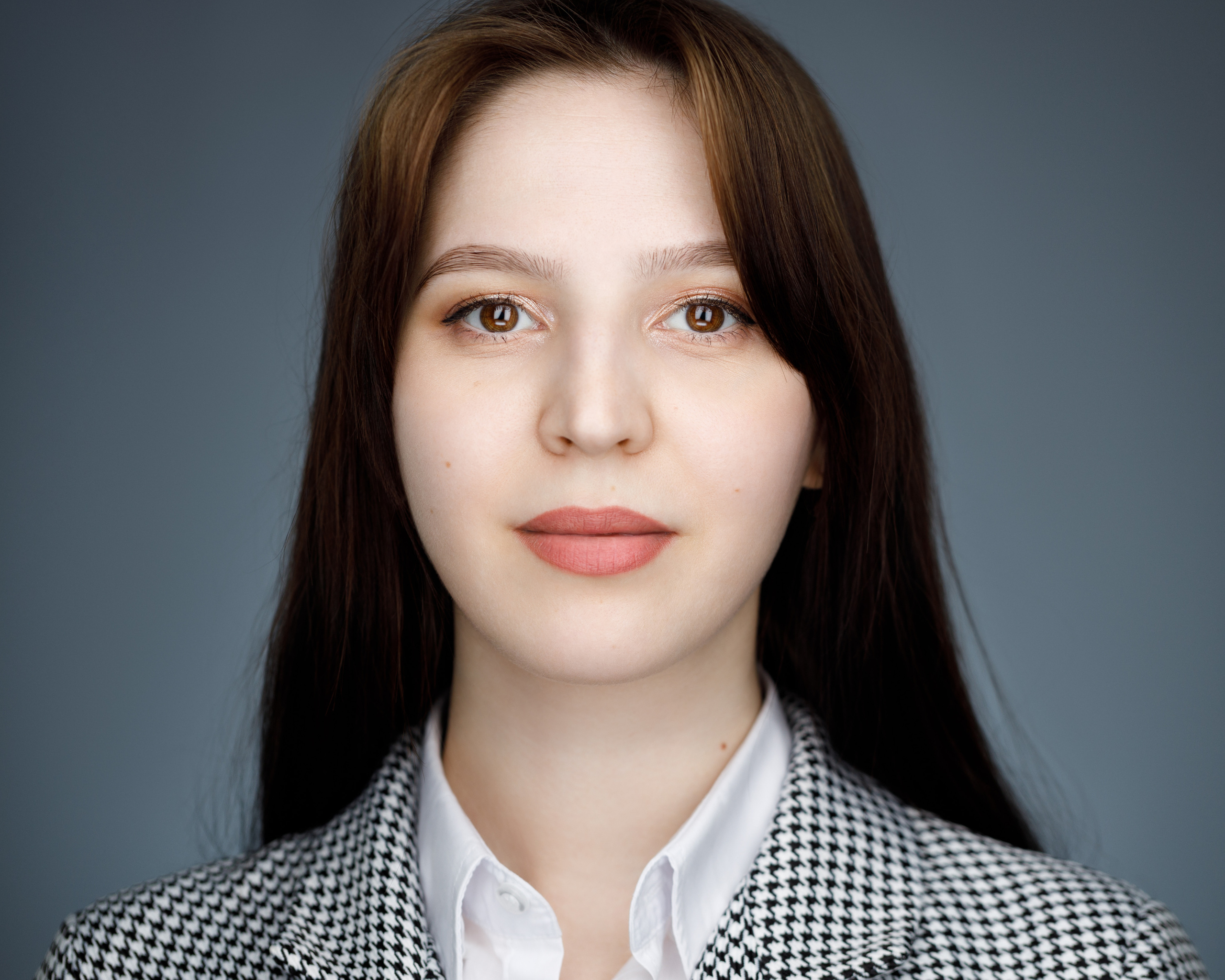 Деловые портреты компании. Бизнес-портрет | Хедшот-фотограф | Студия делового портрета в Москве