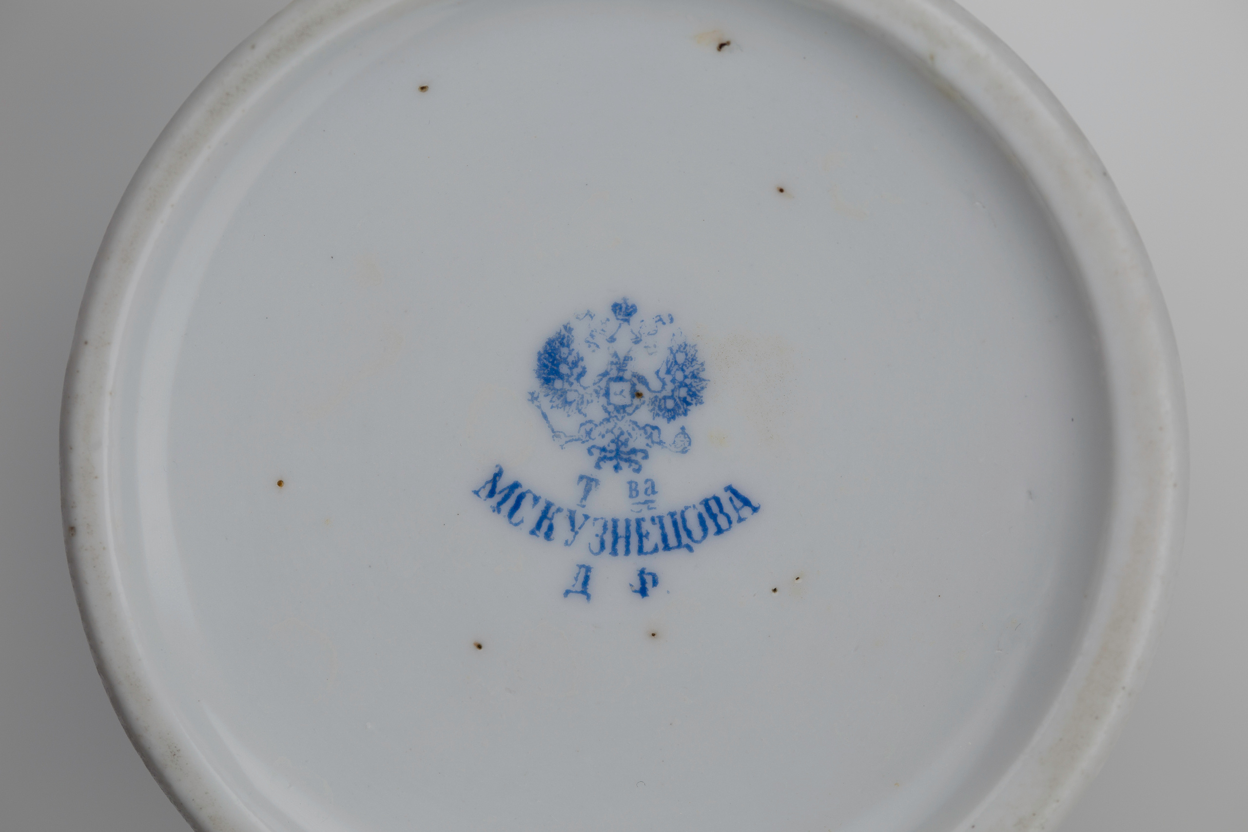 Предметная съёмка: полковые стопы. Бизнес-портрет | Хедшот-фотограф | Студия делового портрета в Москве