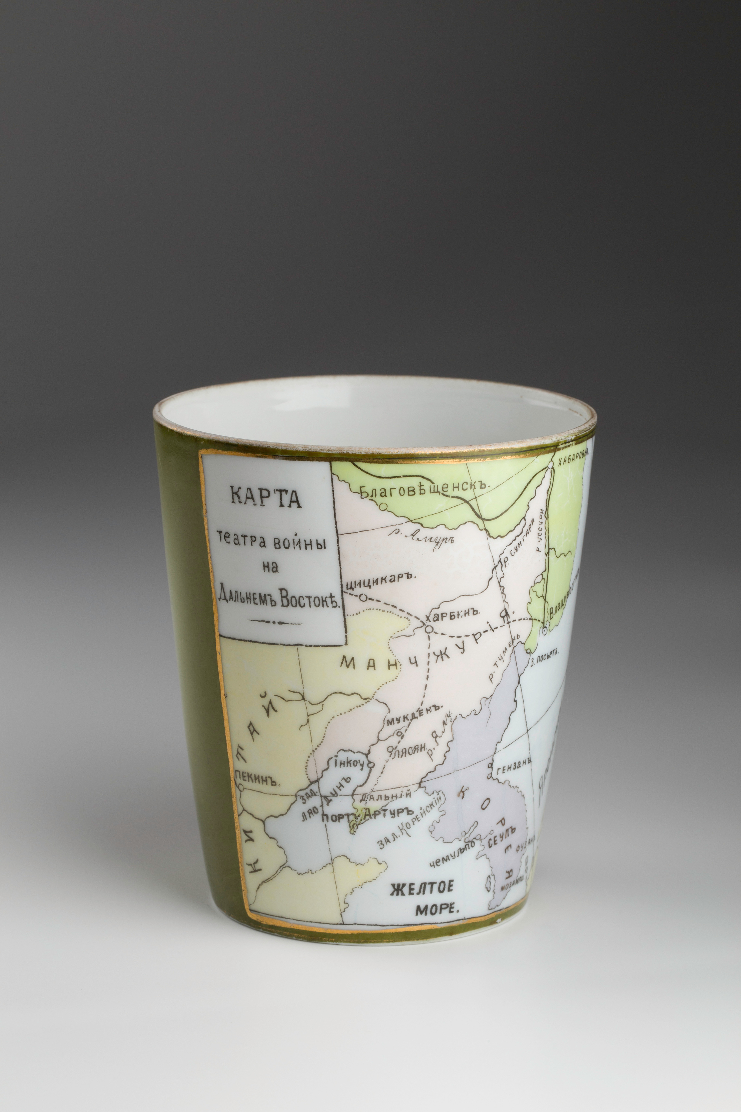 Предметная съёмка: полковые стопы. Бизнес-портрет | Хедшот-фотограф | Студия делового портрета в Москве