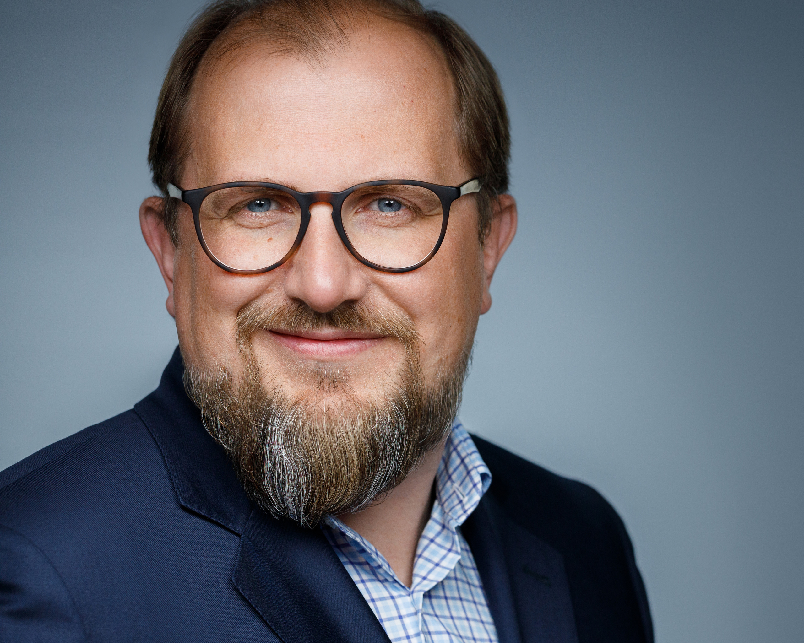 Деловые портреты компании. Бизнес-портрет | Хедшот-фотограф | Студия делового портрета в Москве