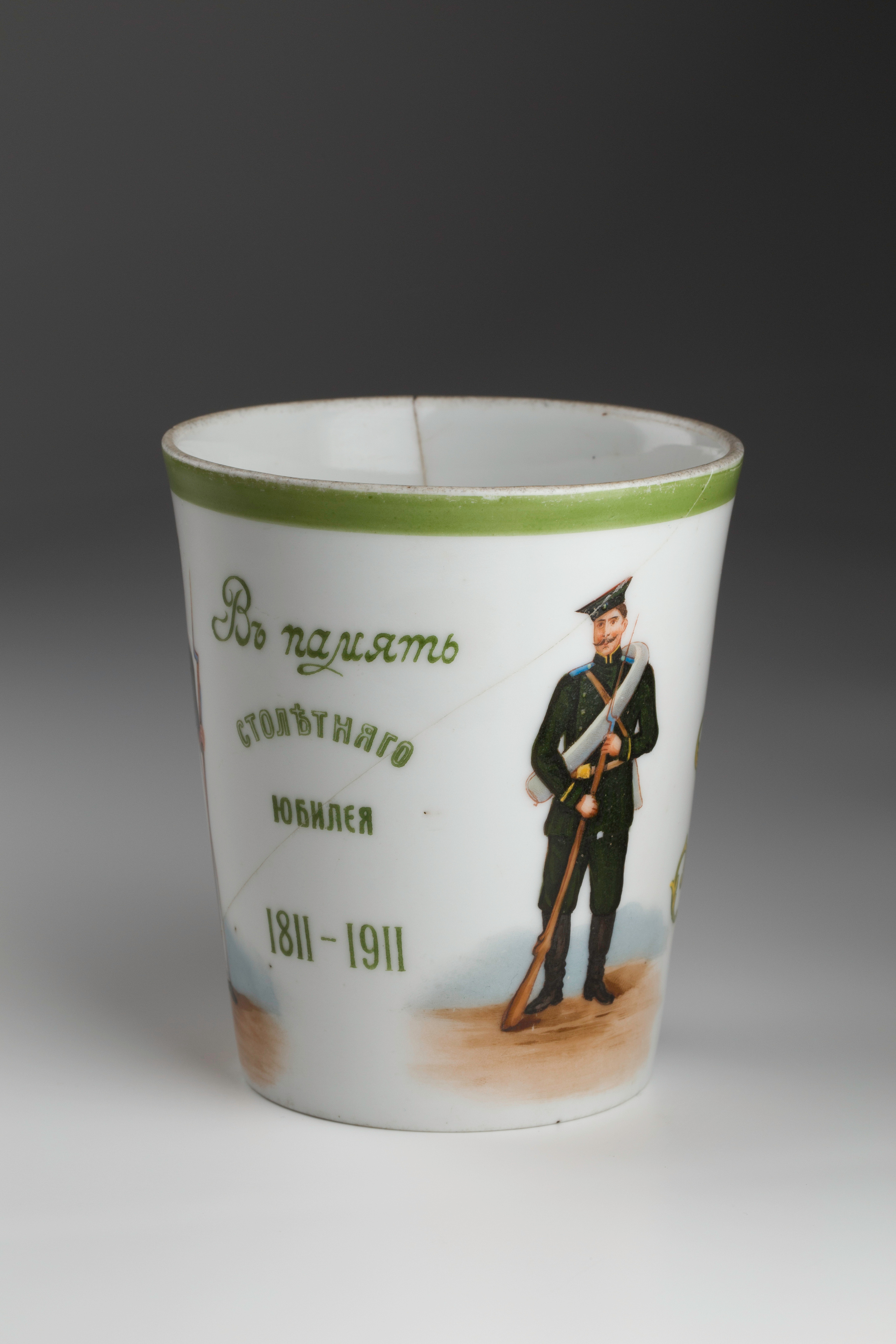 Предметная съёмка: полковые стопы. Бизнес-портрет | Хедшот-фотограф | Студия делового портрета в Москве