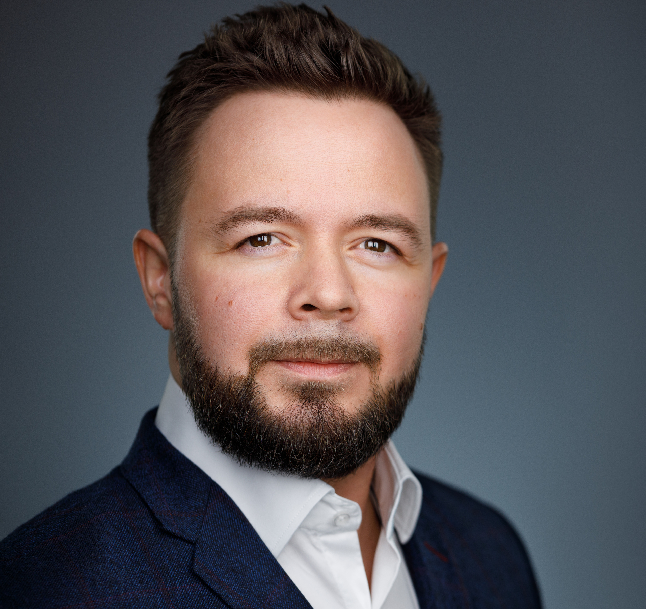 Деловые портреты компании. Бизнес-портрет | Хедшот-фотограф | Студия делового портрета в Москве