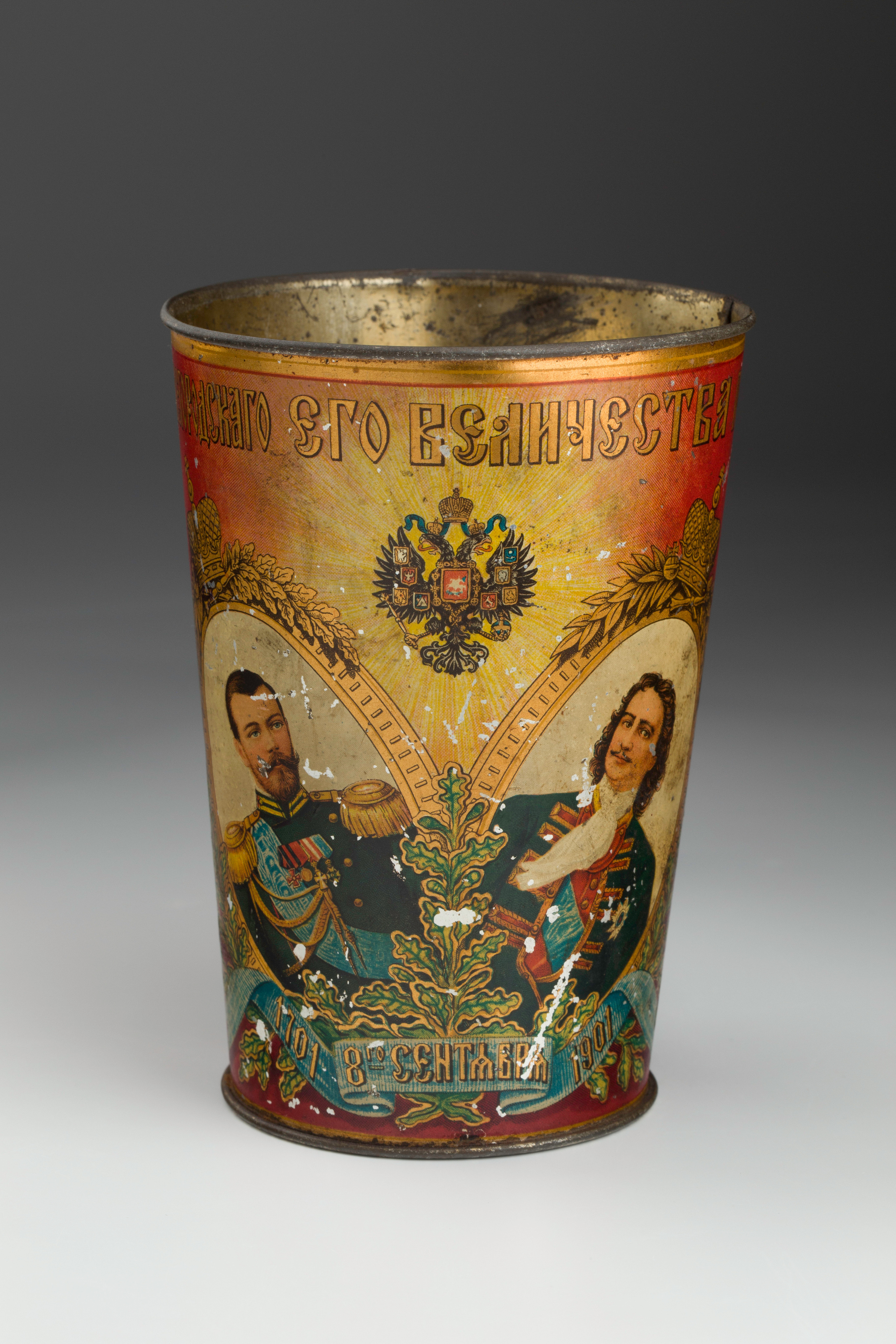 Предметная съёмка: полковые стопы. Бизнес-портрет | Хедшот-фотограф | Студия делового портрета в Москве