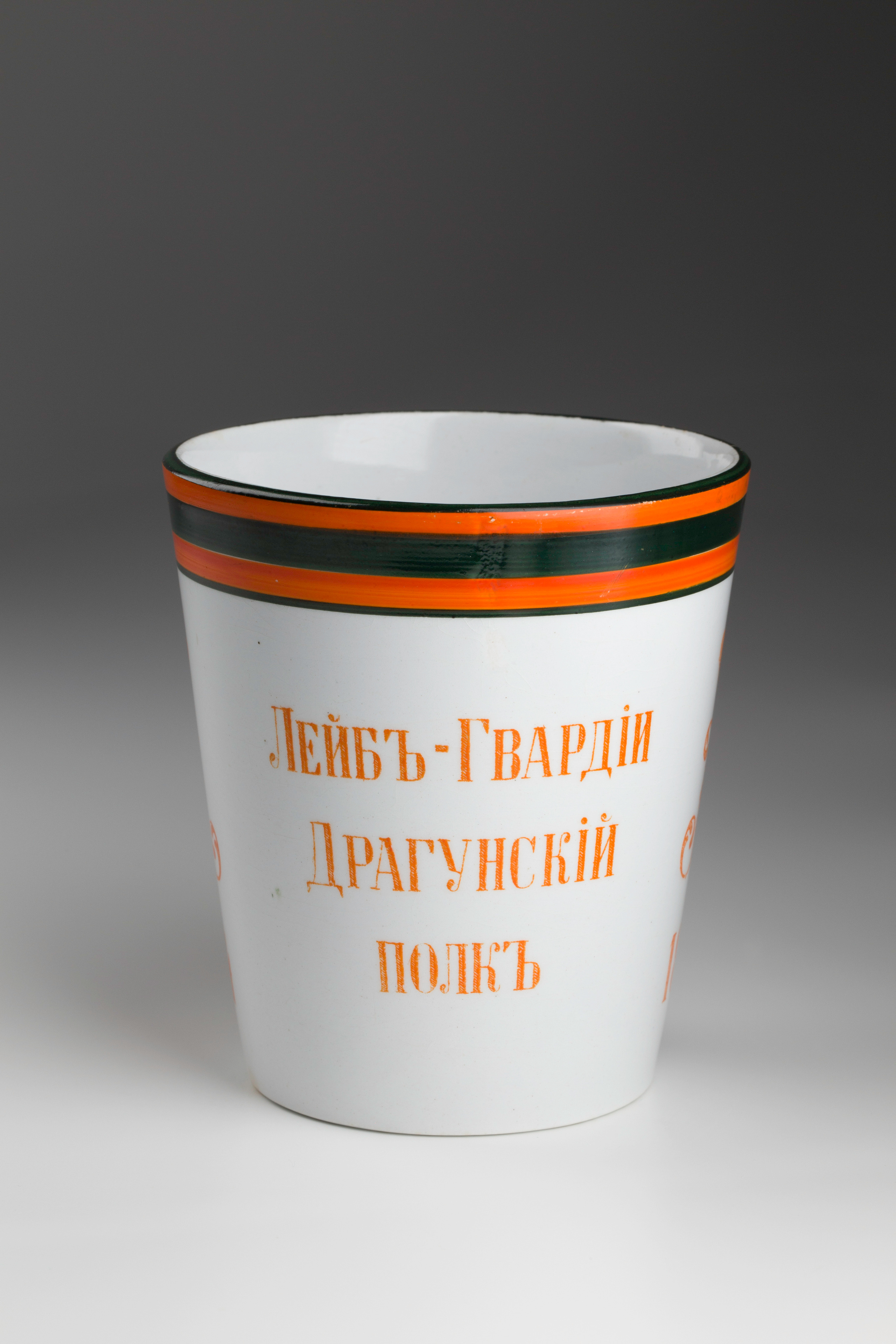 Предметная съёмка: полковые стопы. Бизнес-портрет | Хедшот-фотограф | Студия делового портрета в Москве