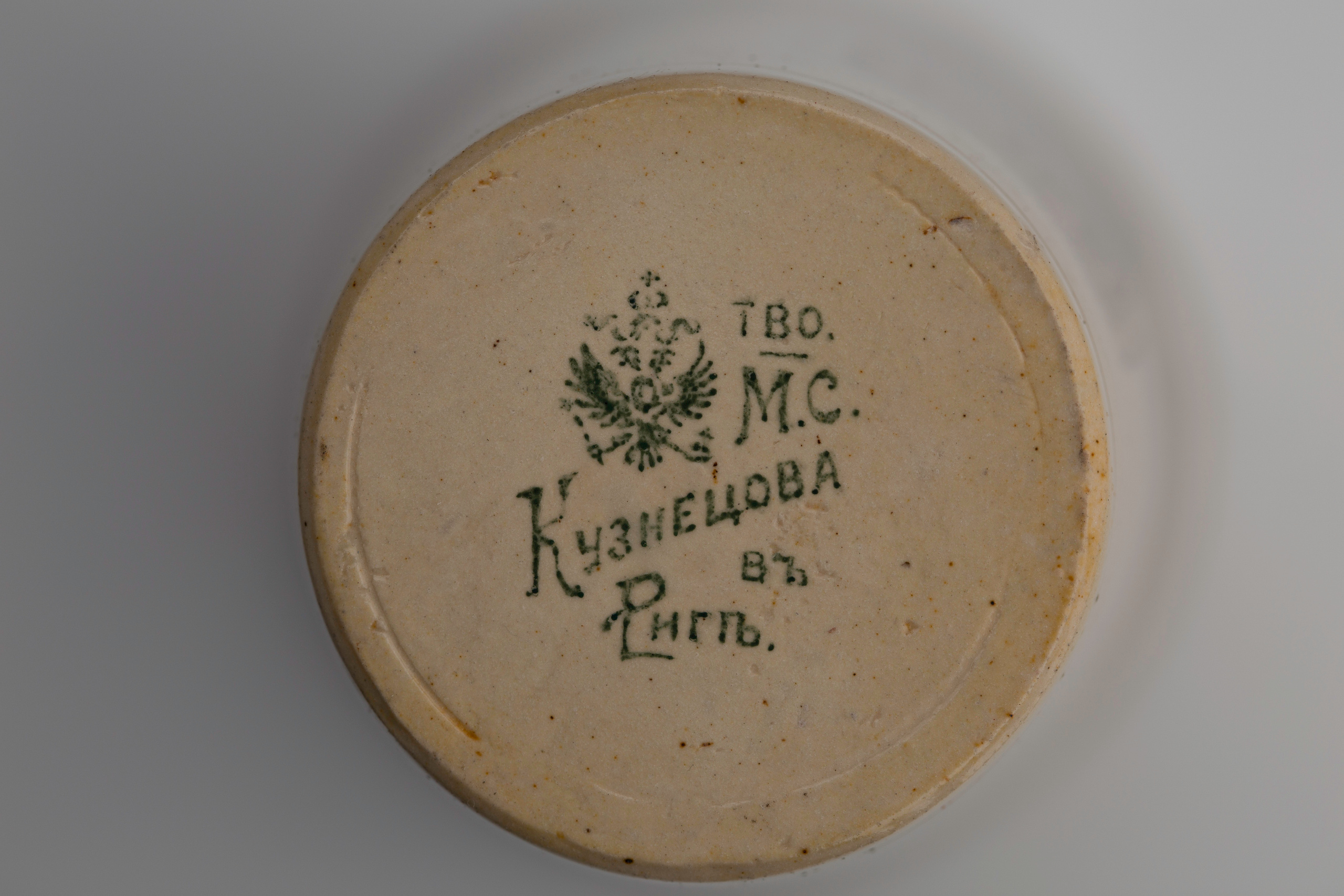 Предметная съёмка: полковые стопы. Бизнес-портрет | Хедшот-фотограф | Студия делового портрета в Москве