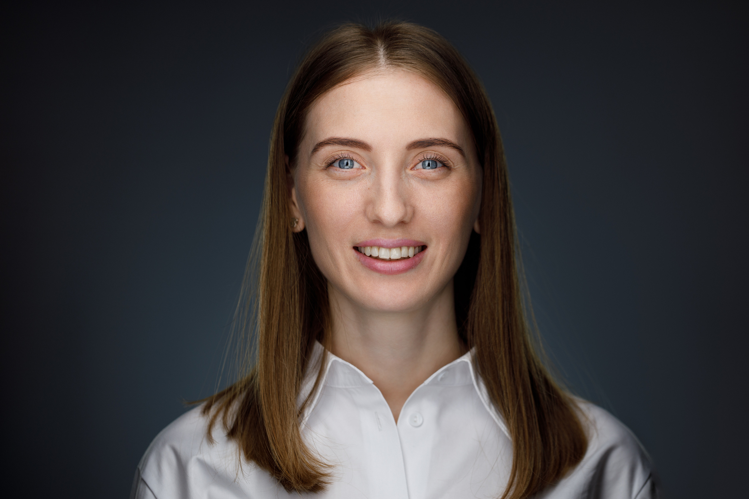 Деловые портреты компании. Бизнес-портрет | Хедшот-фотограф | Студия делового портрета в Москве