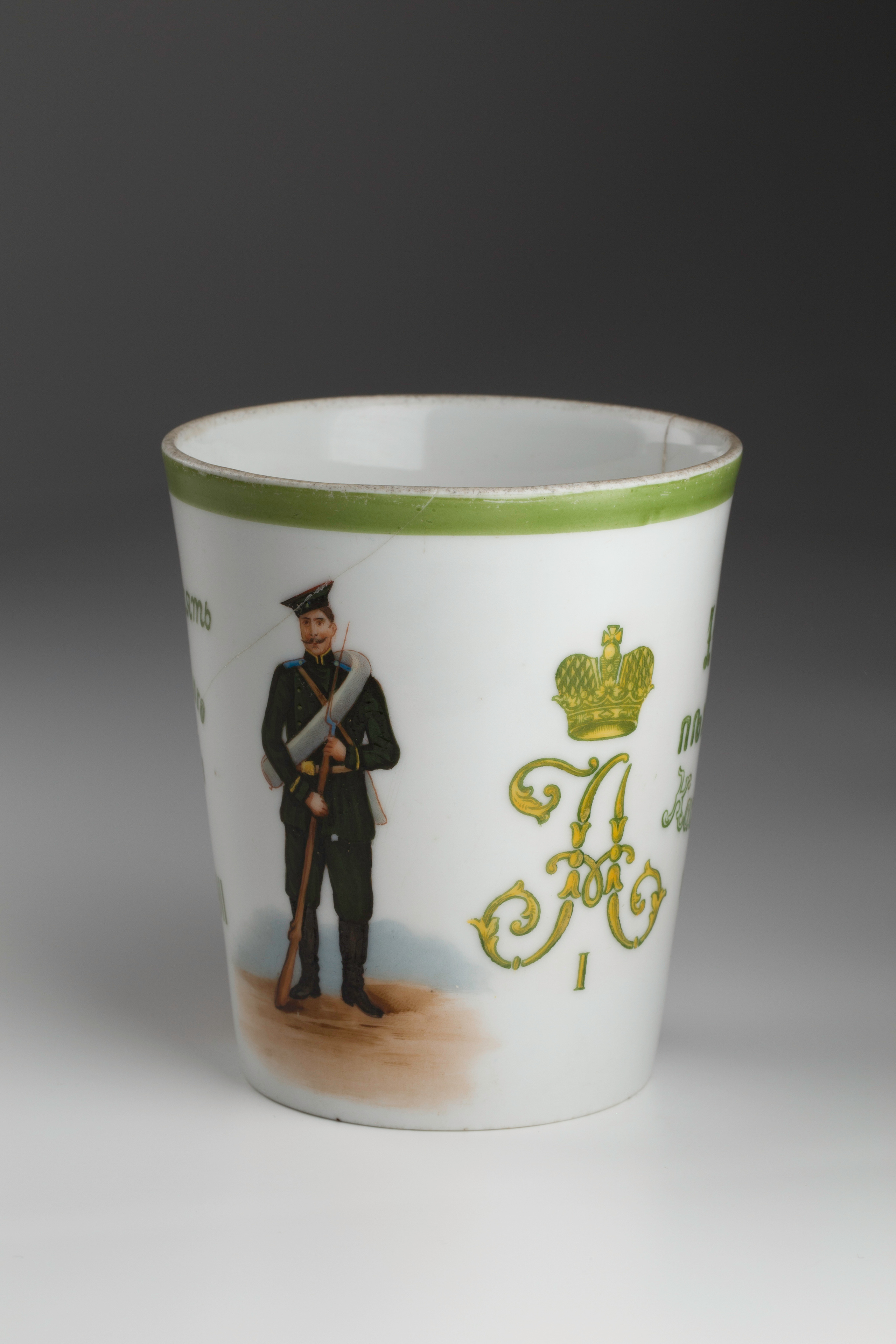 Предметная съёмка: полковые стопы. Бизнес-портрет | Хедшот-фотограф | Студия делового портрета в Москве