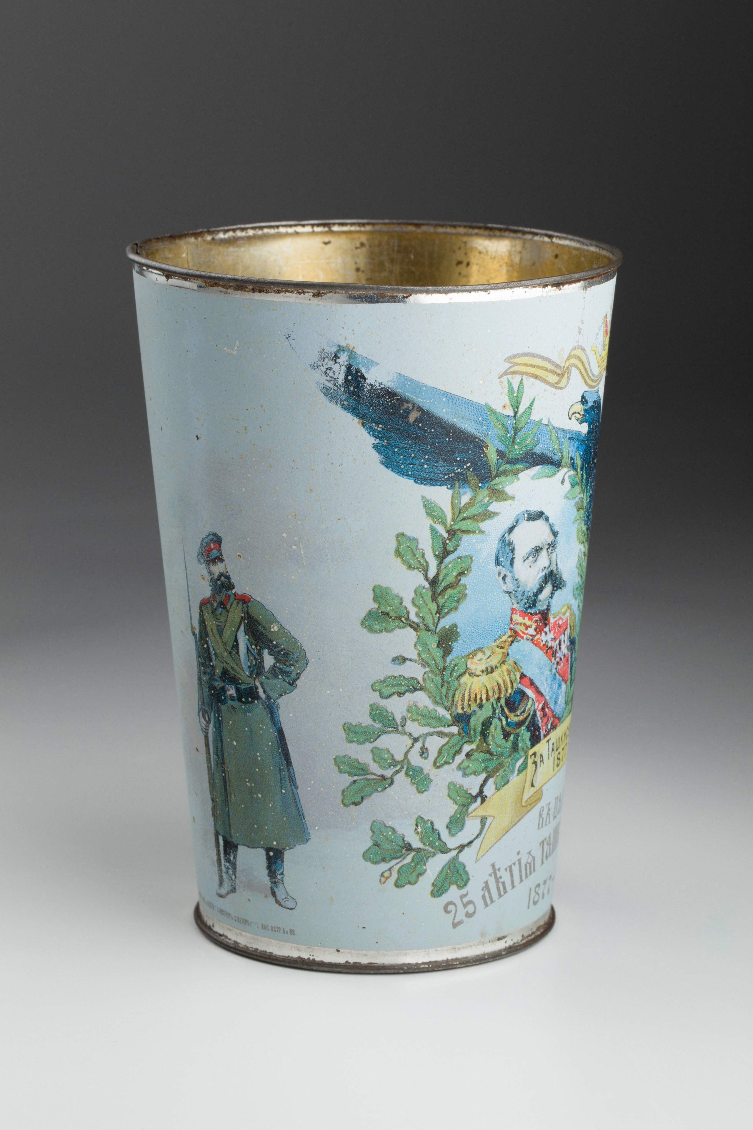 Предметная съёмка: полковые стопы. Бизнес-портрет | Хедшот-фотограф | Студия делового портрета в Москве