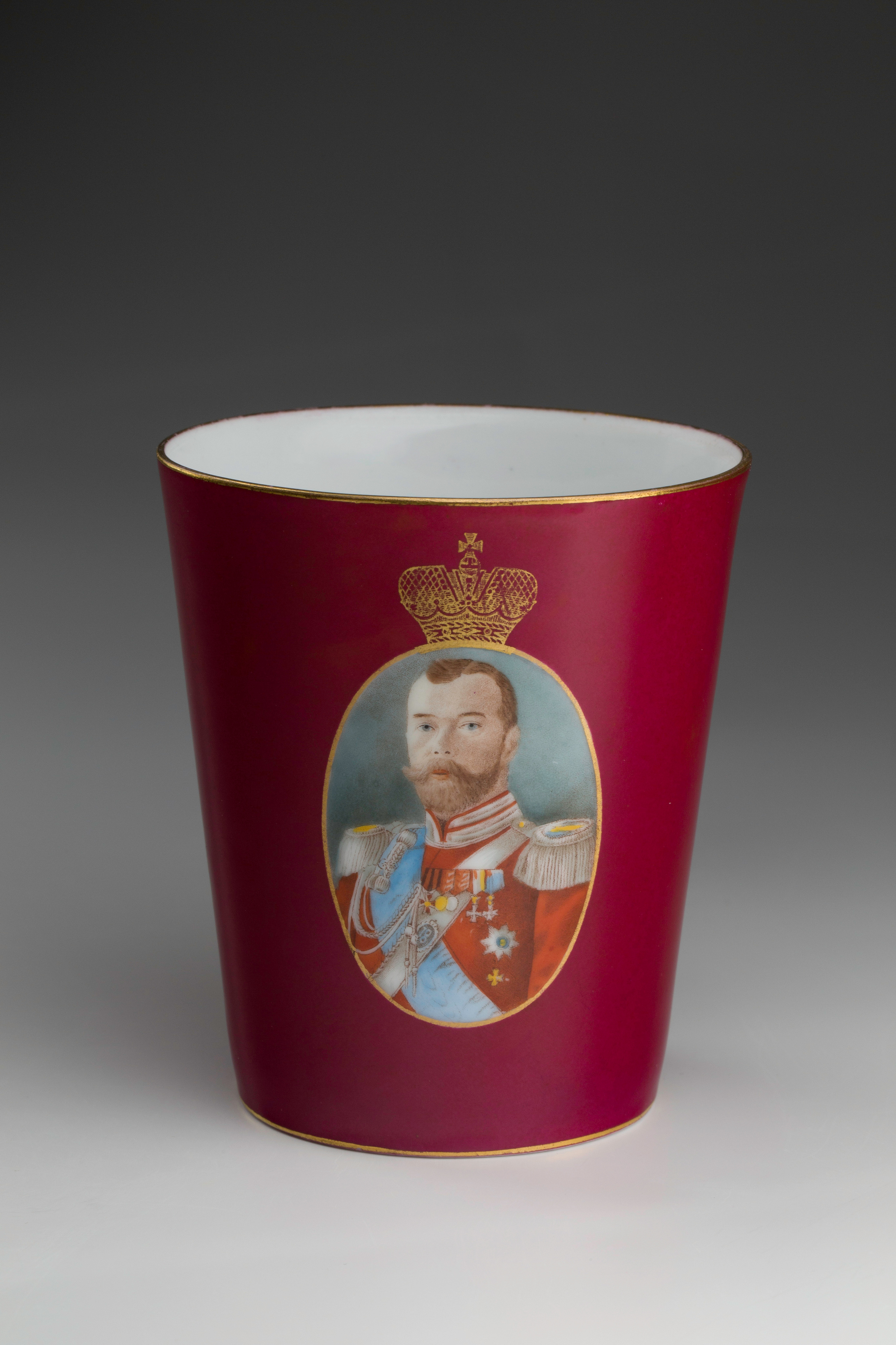 Предметная съёмка: полковые стопы. Бизнес-портрет | Хедшот-фотограф | Студия делового портрета в Москве