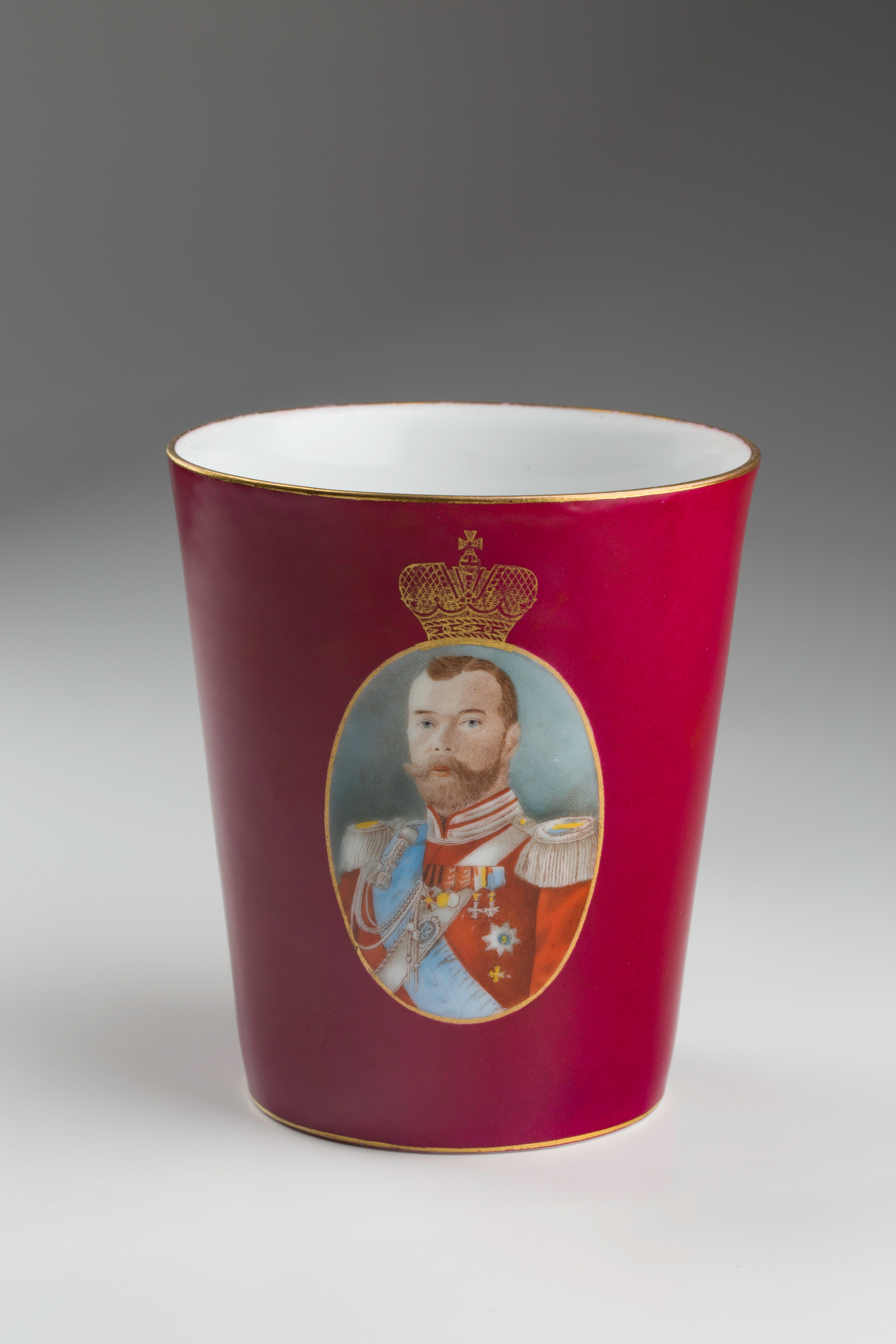 Предметная съёмка: полковые стопы. Бизнес-портрет | Хедшот-фотограф | Студия делового портрета в Москве