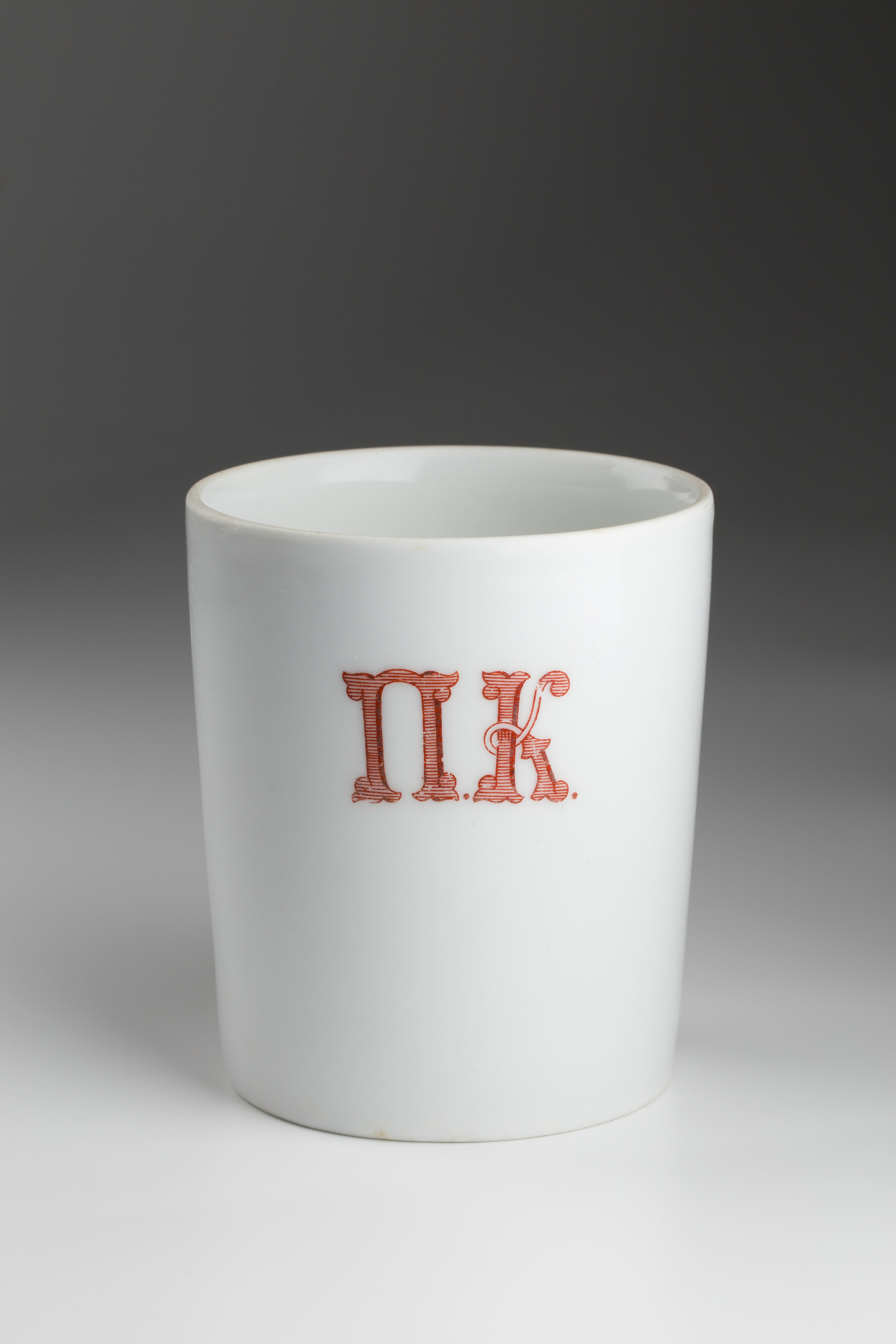 Предметная съёмка: полковые стопы. Бизнес-портрет | Хедшот-фотограф | Студия делового портрета в Москве