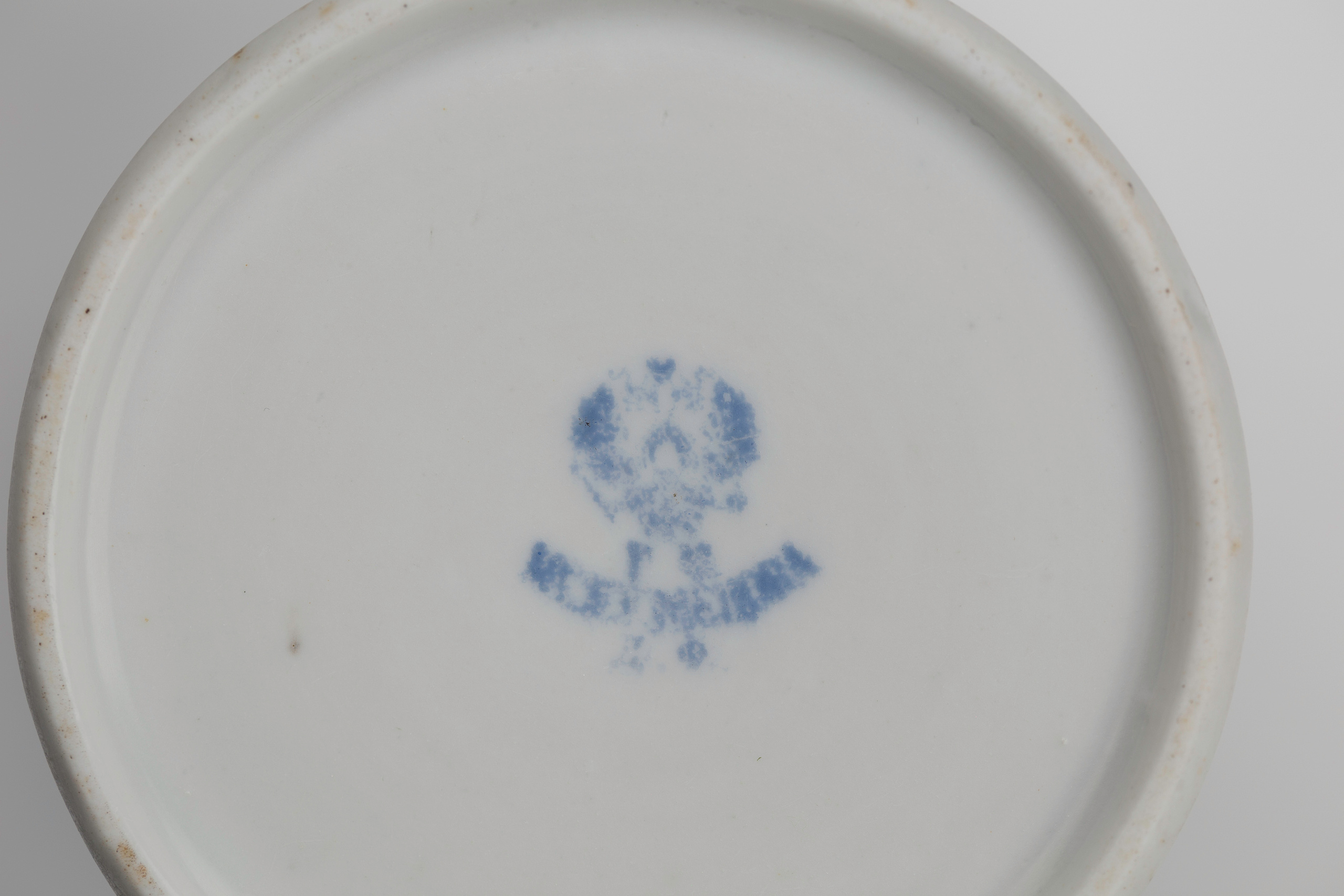 Предметная съёмка: полковые стопы. Бизнес-портрет | Хедшот-фотограф | Студия делового портрета в Москве