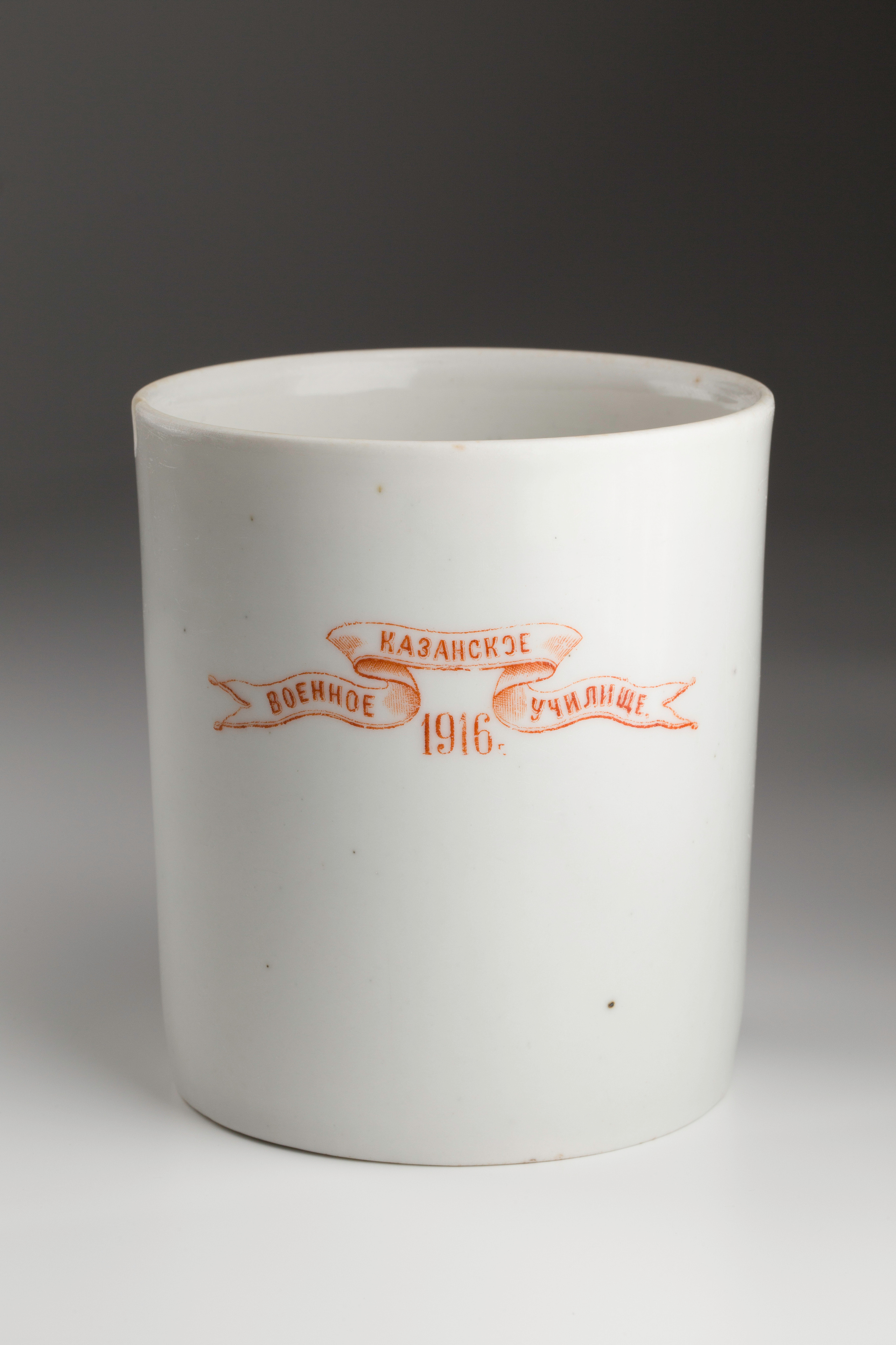 Предметная съёмка: полковые стопы. Бизнес-портрет | Хедшот-фотограф | Студия делового портрета в Москве