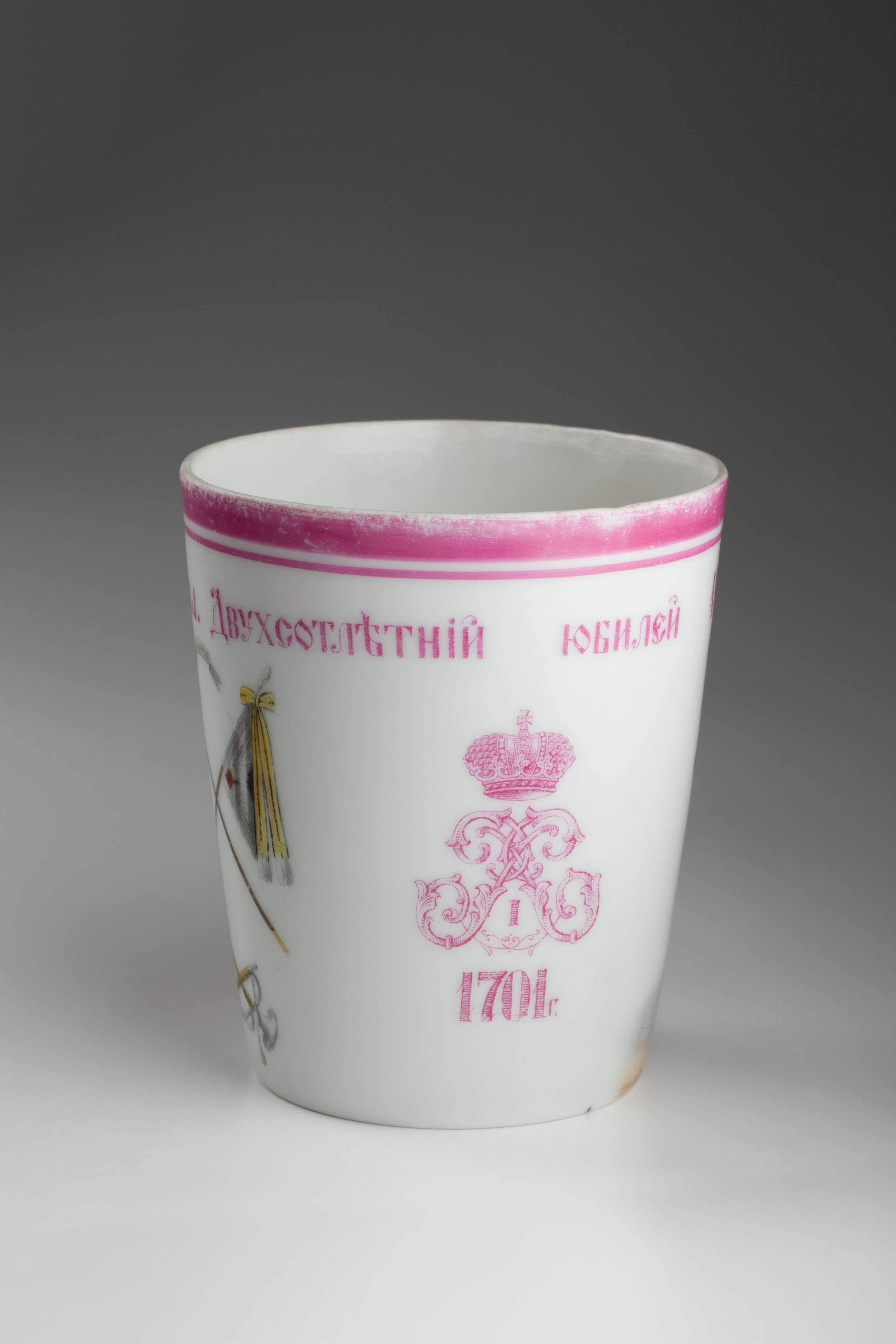 Предметная съёмка: полковые стопы. Бизнес-портрет | Хедшот-фотограф | Студия делового портрета в Москве