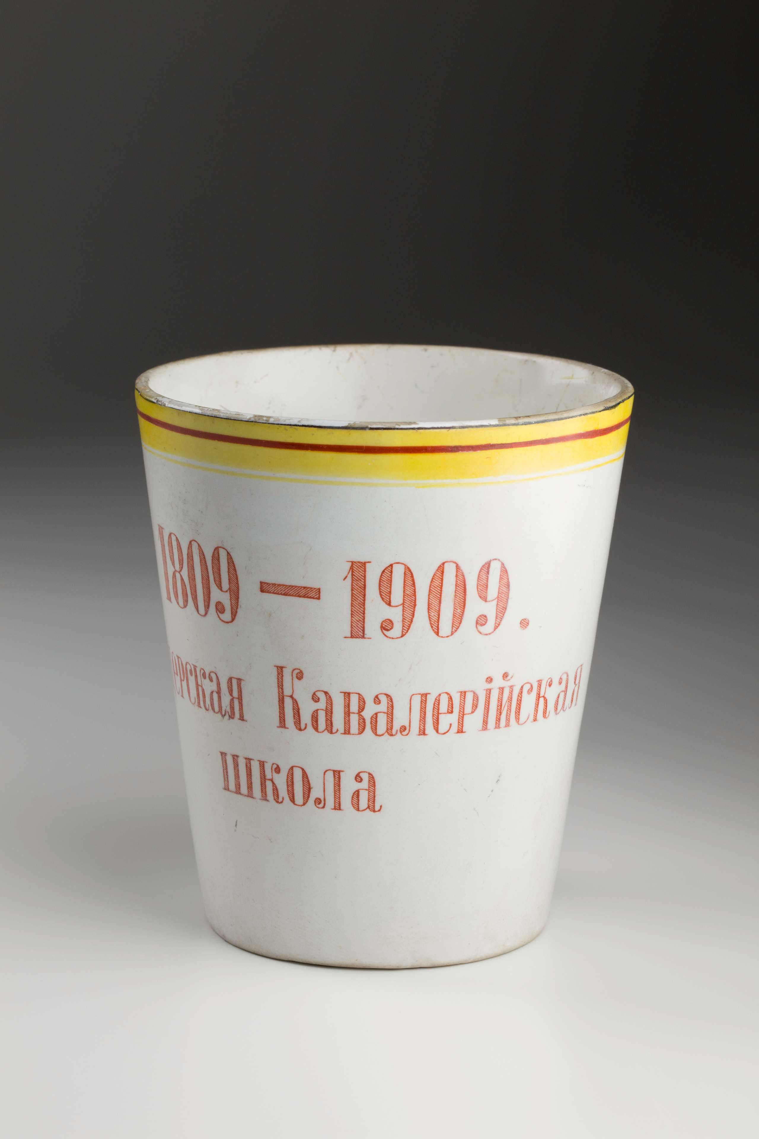 Предметная съёмка: полковые стопы. Бизнес-портрет | Хедшот-фотограф | Студия делового портрета в Москве