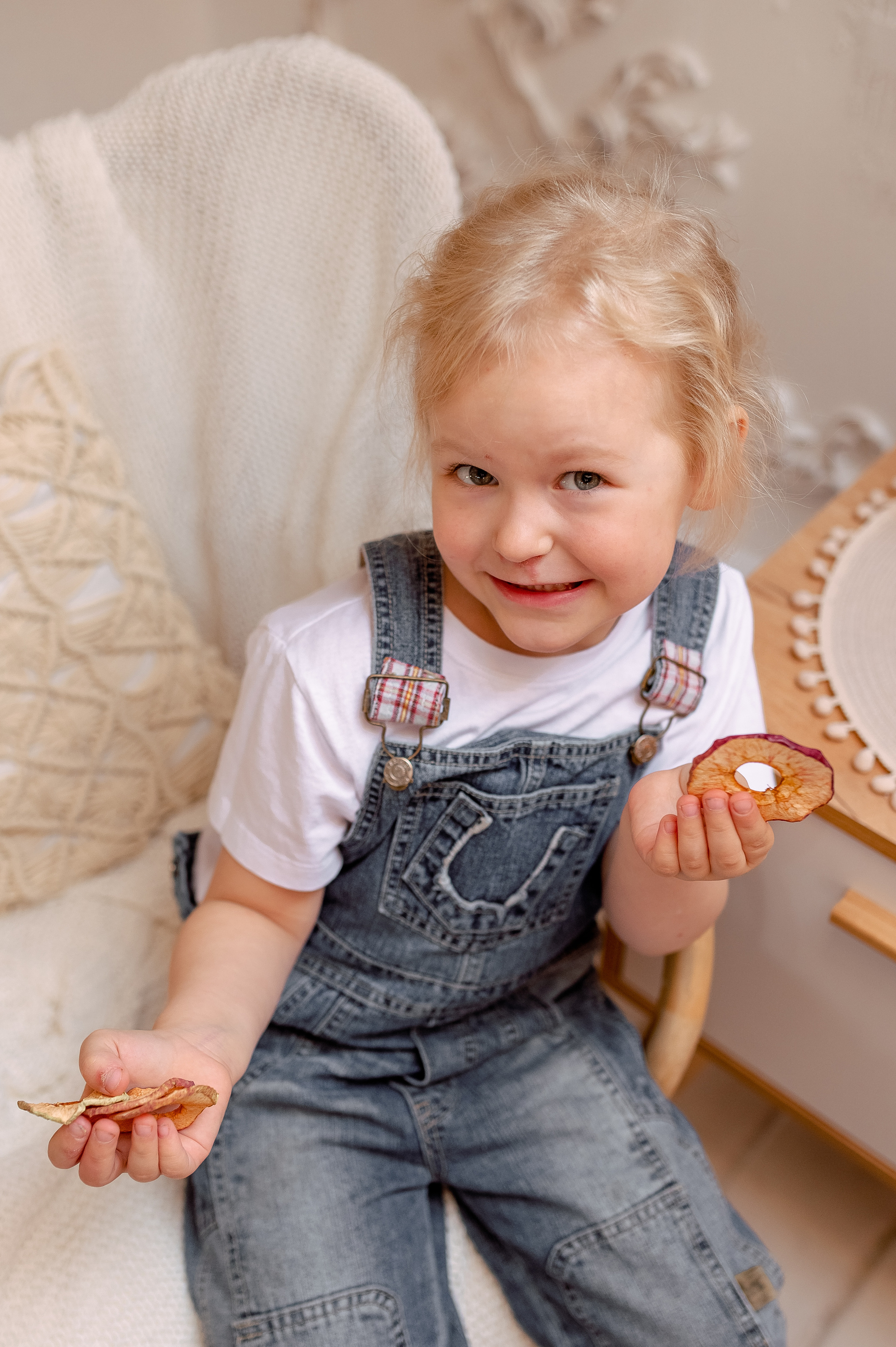 Производитель снеков из фруктов Алёна (бренд МАМАСушит). Елена Ток женский фотограф Нижний Новгород