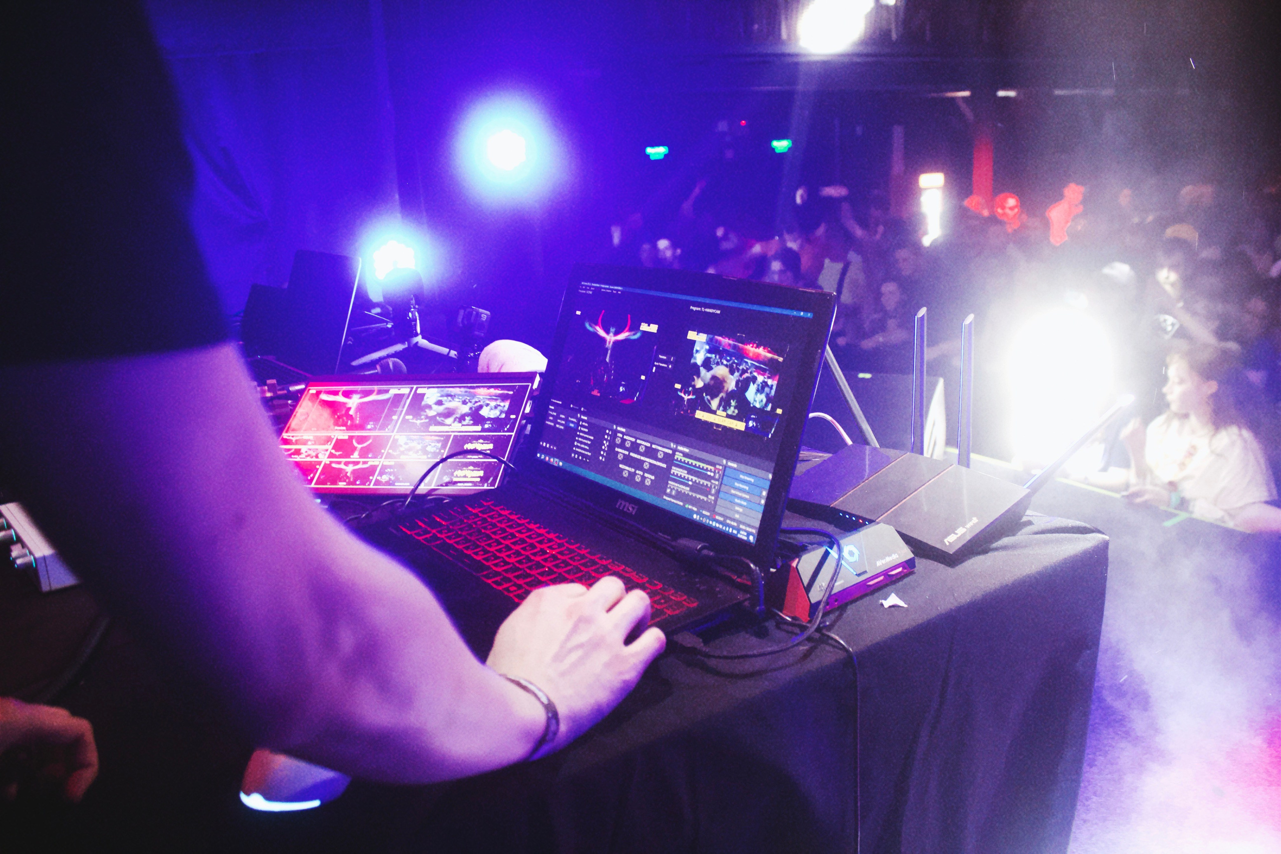 Фестиваль MASHUPBLE4. Концертный и портретный фотограф в Москве Соня Спросонья