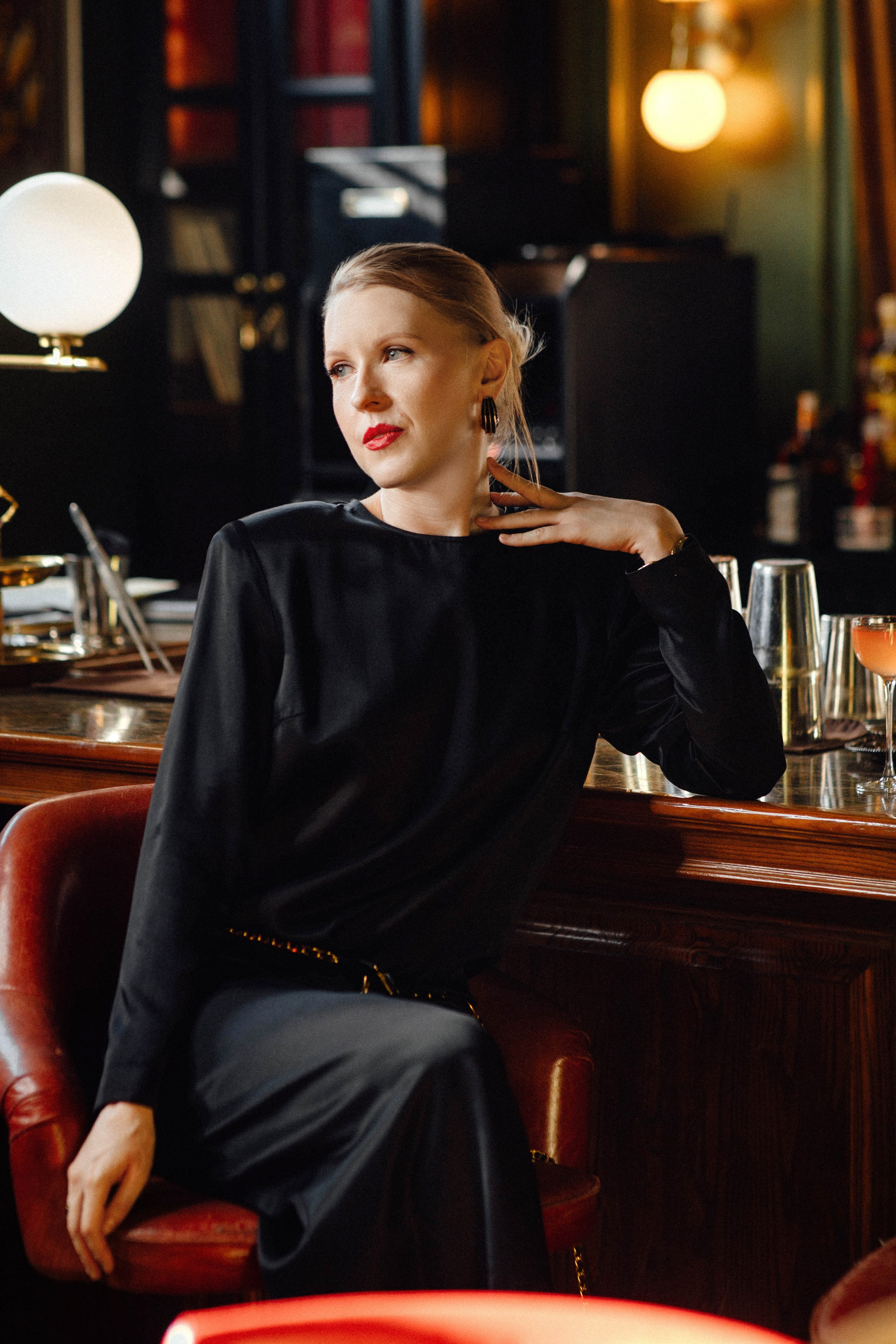 Юлианна, bar Martinique