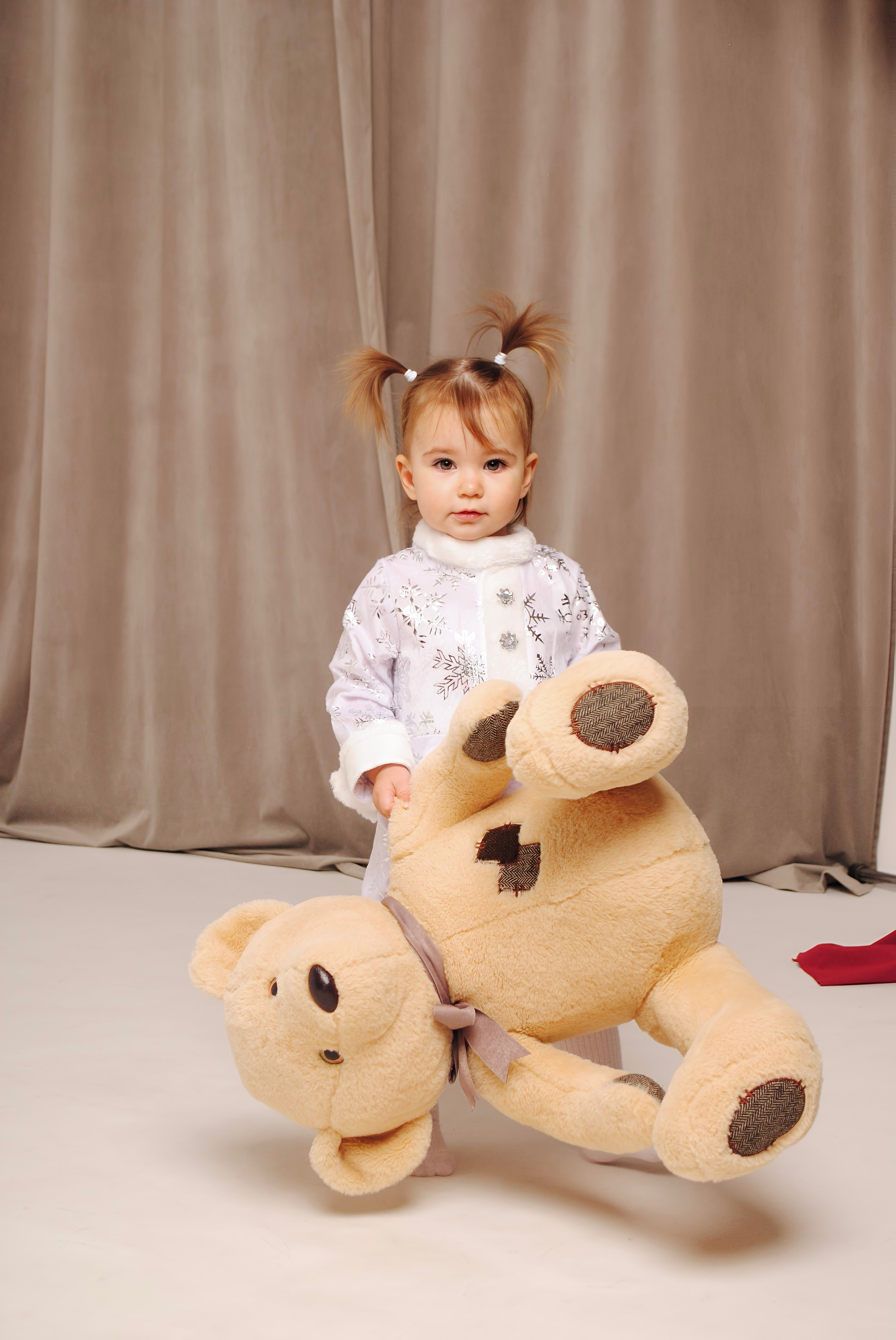 Анастасия и дочери. Фотограф Мария Мусаелян