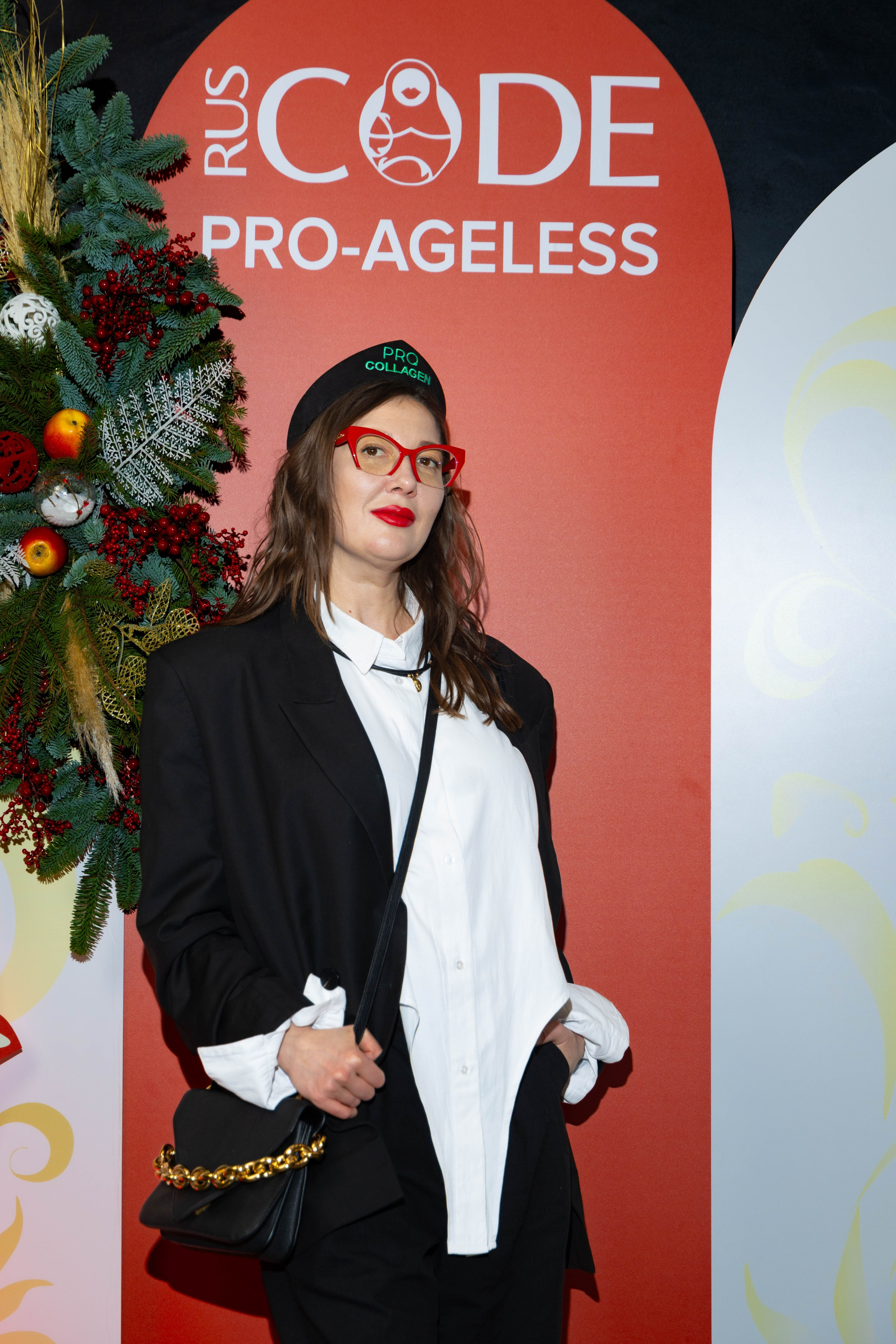 ФОТОЗОНА МАТРЕШКА. PRO-AGELESS