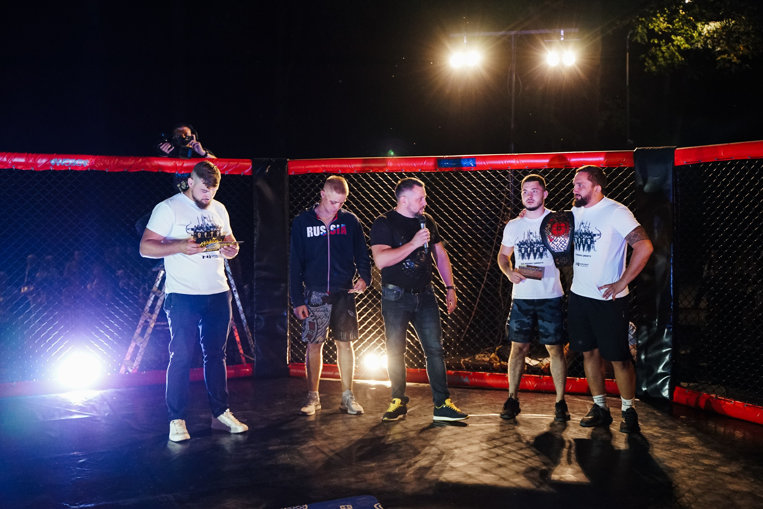 Вечер боев в ЦПКиО. Фотограф Надежда Погребняк | Рязань | Москва