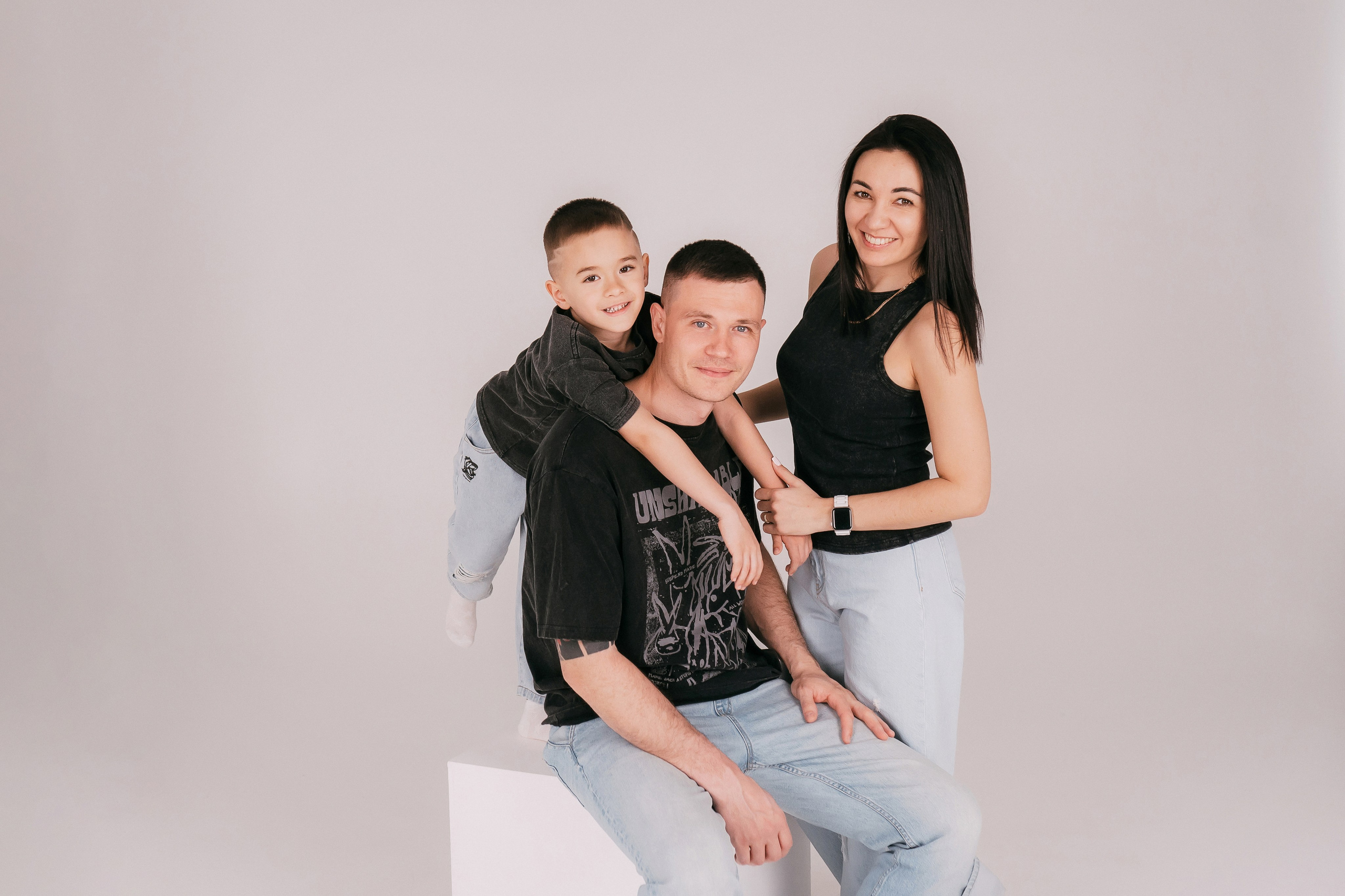 Студийные съемки. Семейный и контент фотограф в Омске Савченко Ольга
