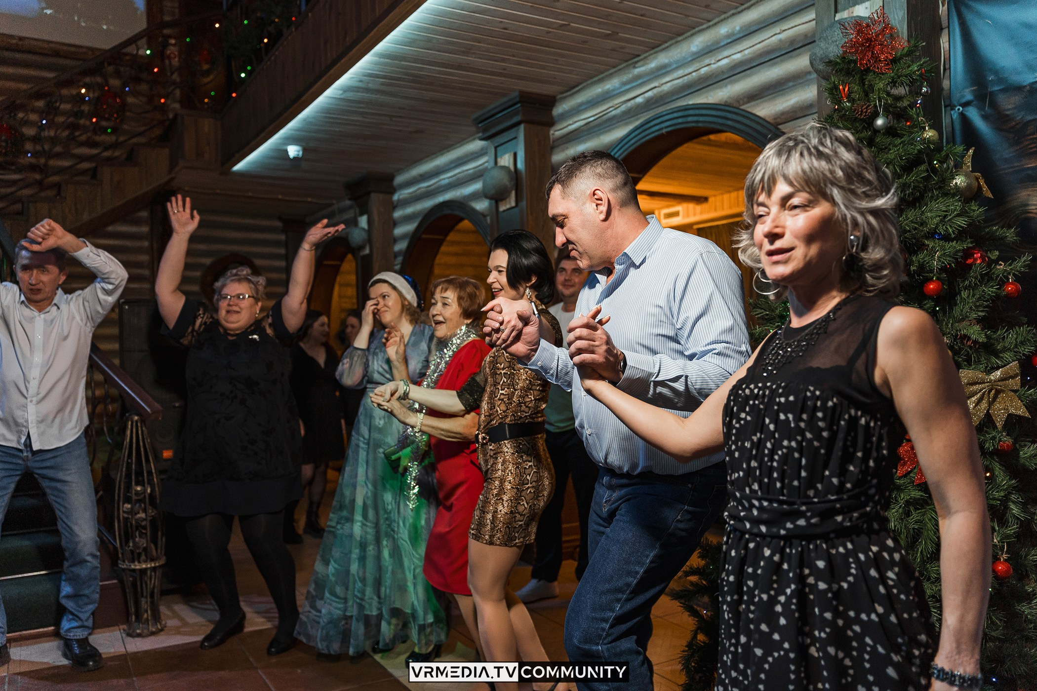 Новогодний вечер у «Петровича»