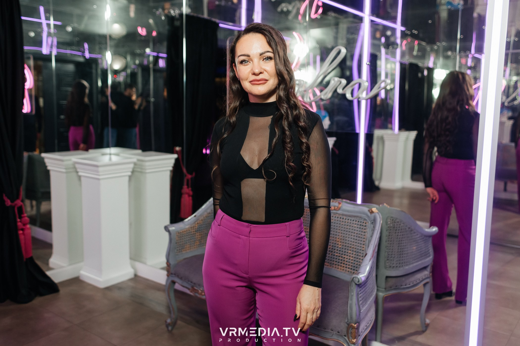 PARODY SHOW в караоке-баре «Volna»