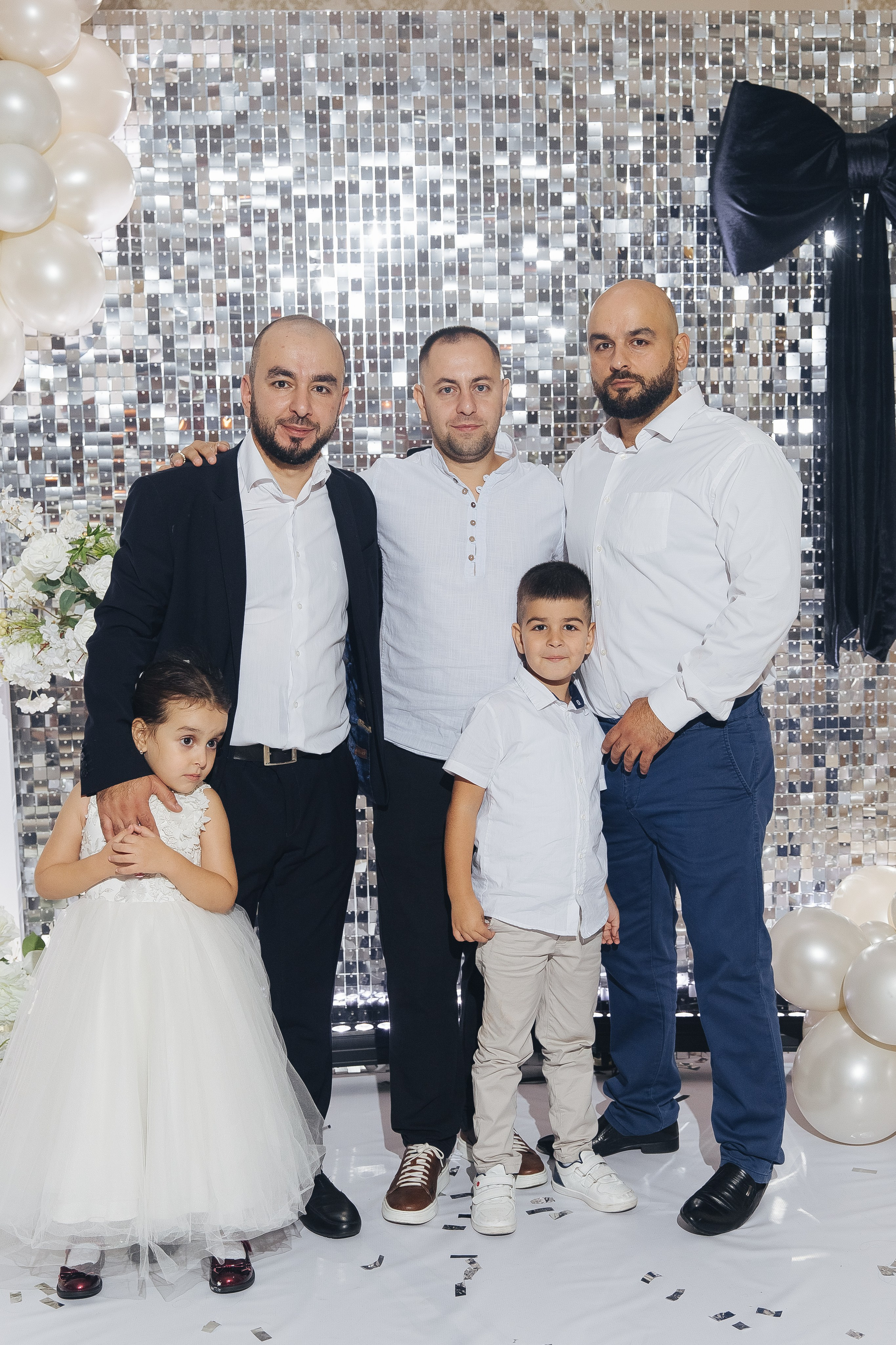 Ани и Назели. 35&5 День рождения, «Янтарь». Фотограф в Красноярске Надежда Воскресенская