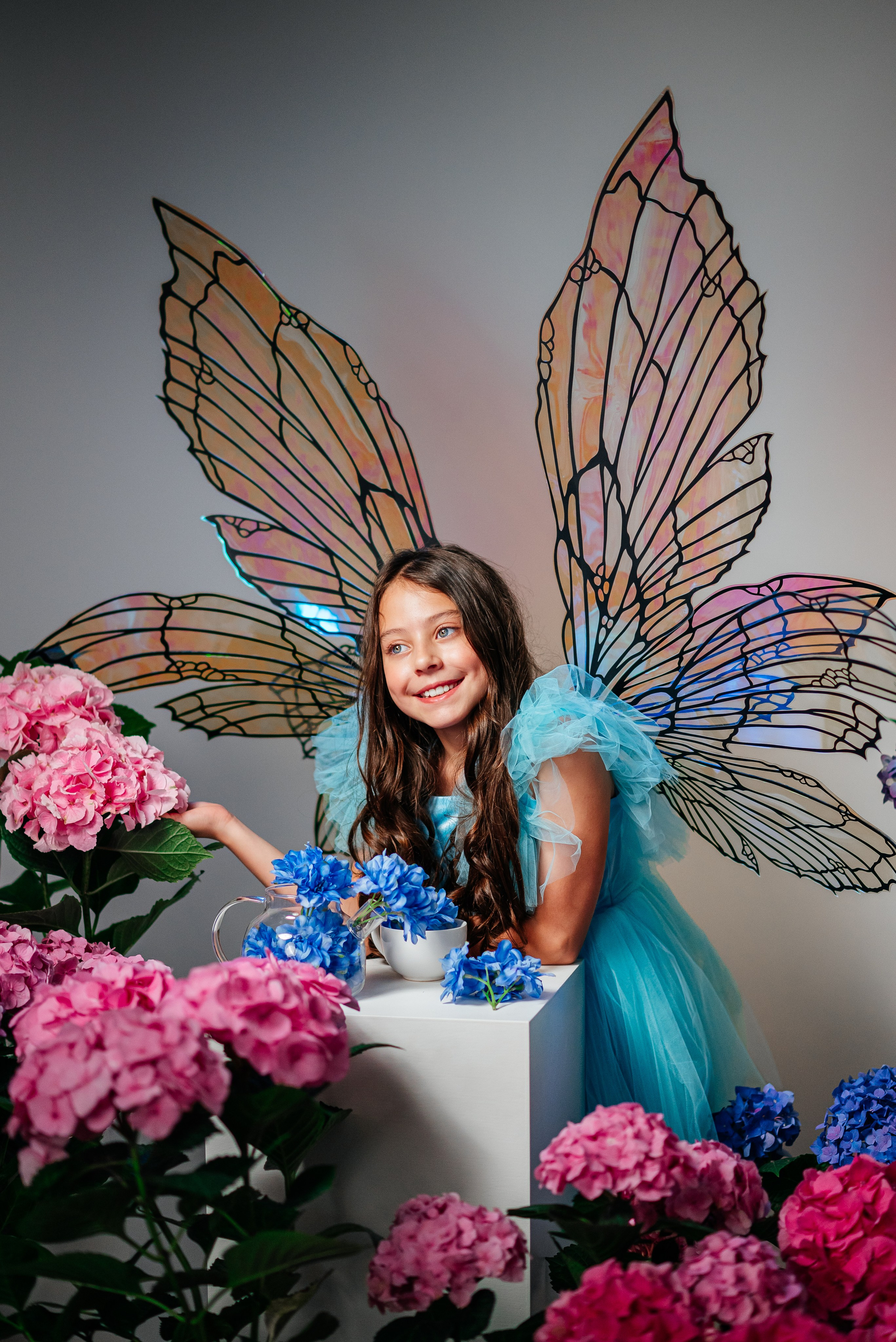 Вероника и гортензии. Семейный фотограф в Краснодаре