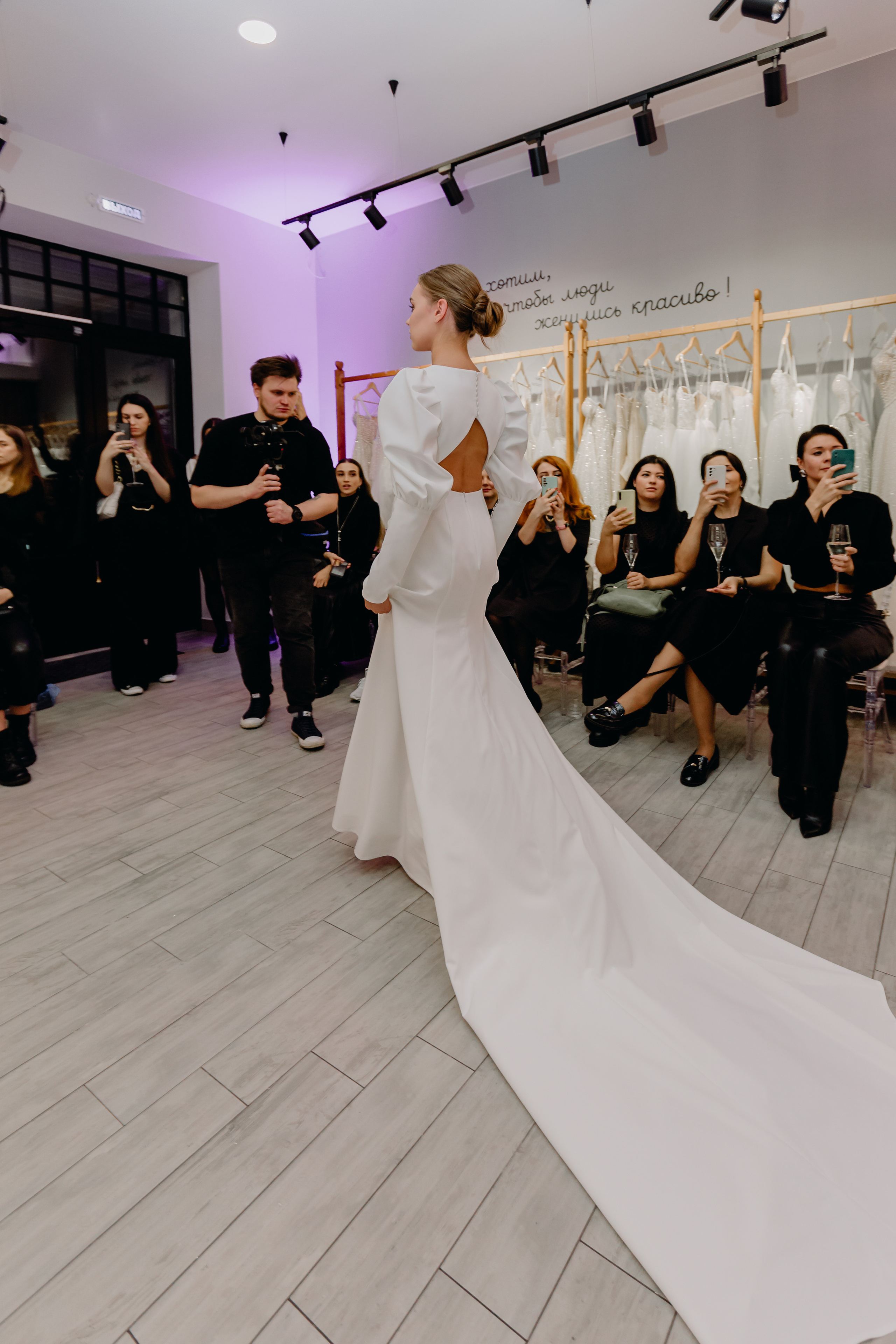 Светское мероприятие (Открытие Свадебного салона Мэри Трюфель). Свадебный и контент фотограф в Москве — Юлия Барно (Баранова)