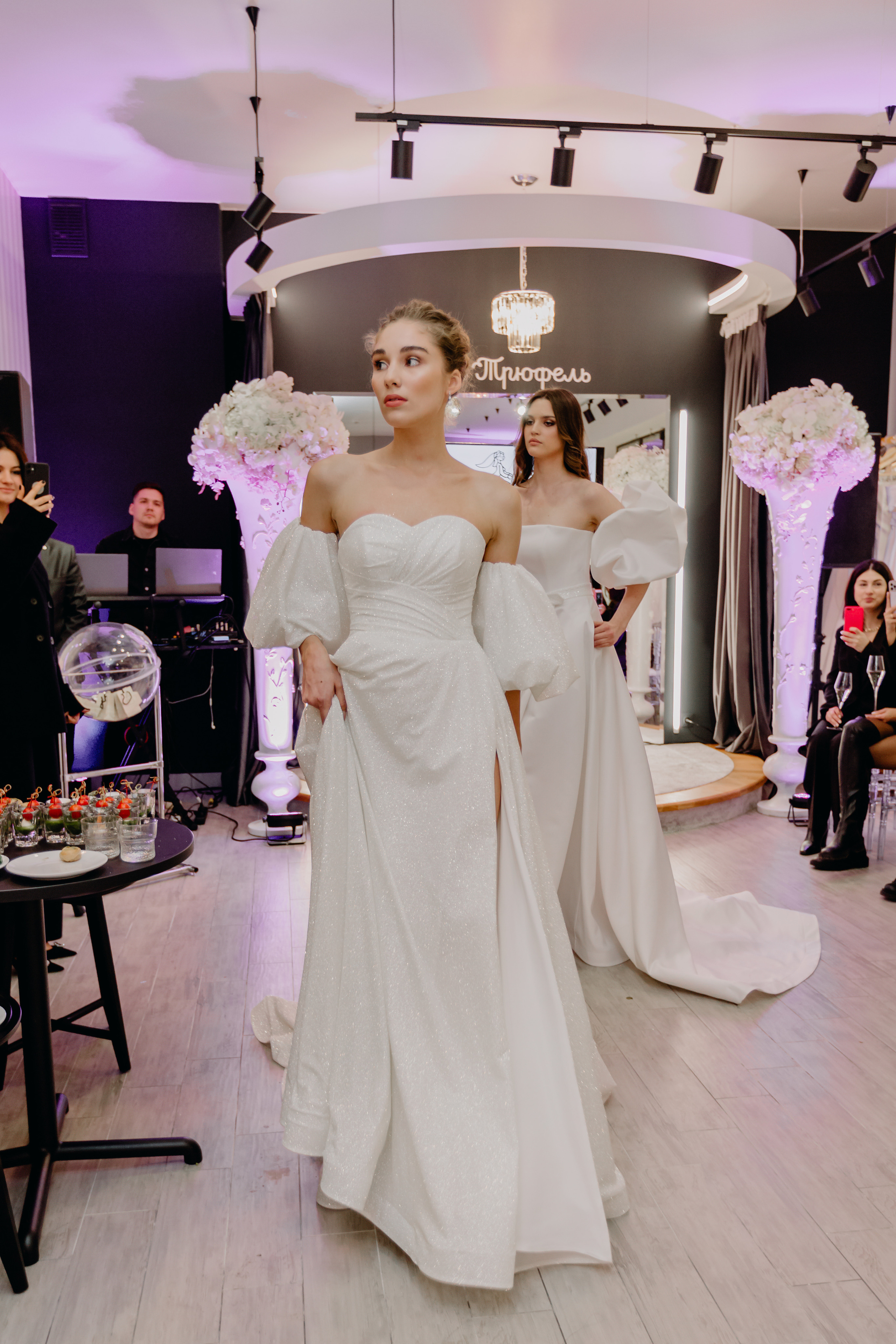 Светское мероприятие (Открытие Свадебного салона Мэри Трюфель). Свадебный и контент фотограф в Москве — Юлия Барно (Баранова)