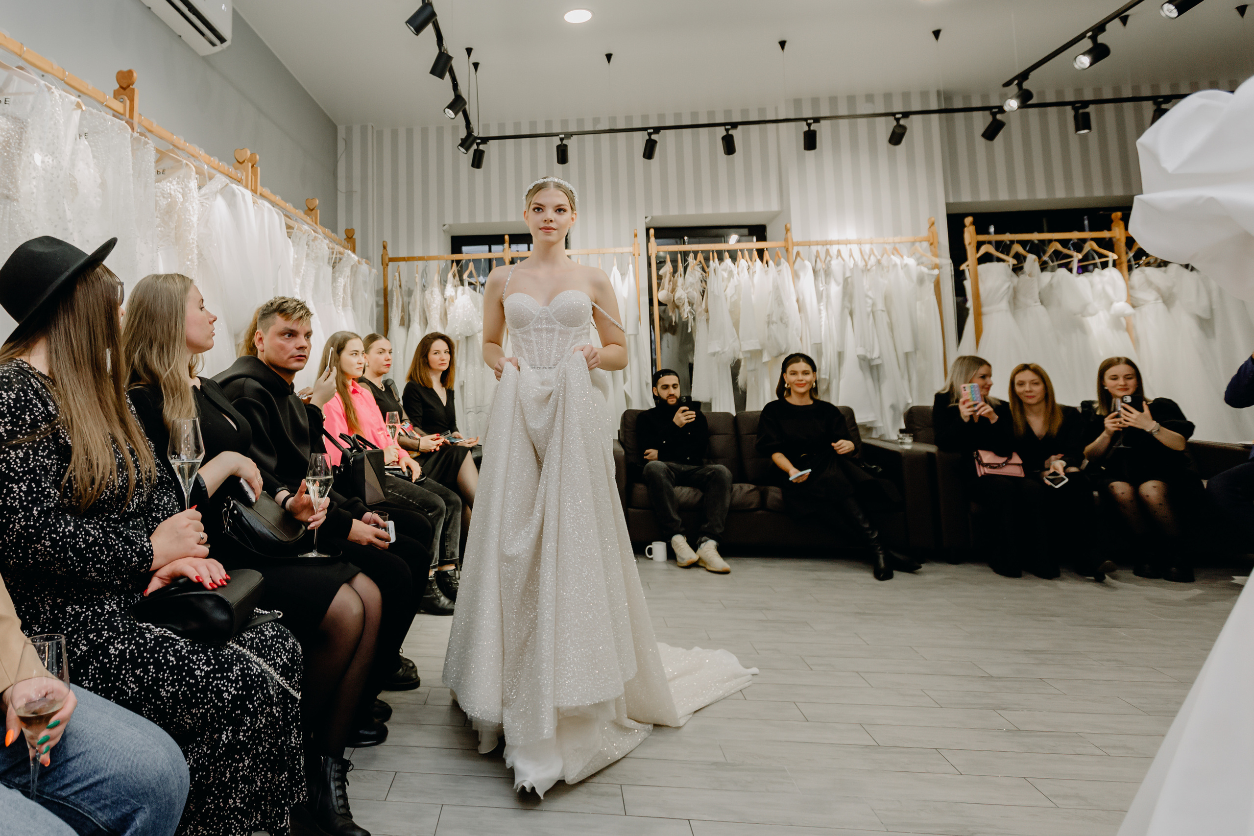 Светское мероприятие (Открытие Свадебного салона Мэри Трюфель). Свадебный и контент фотограф в Москве — Юлия Барно (Баранова)