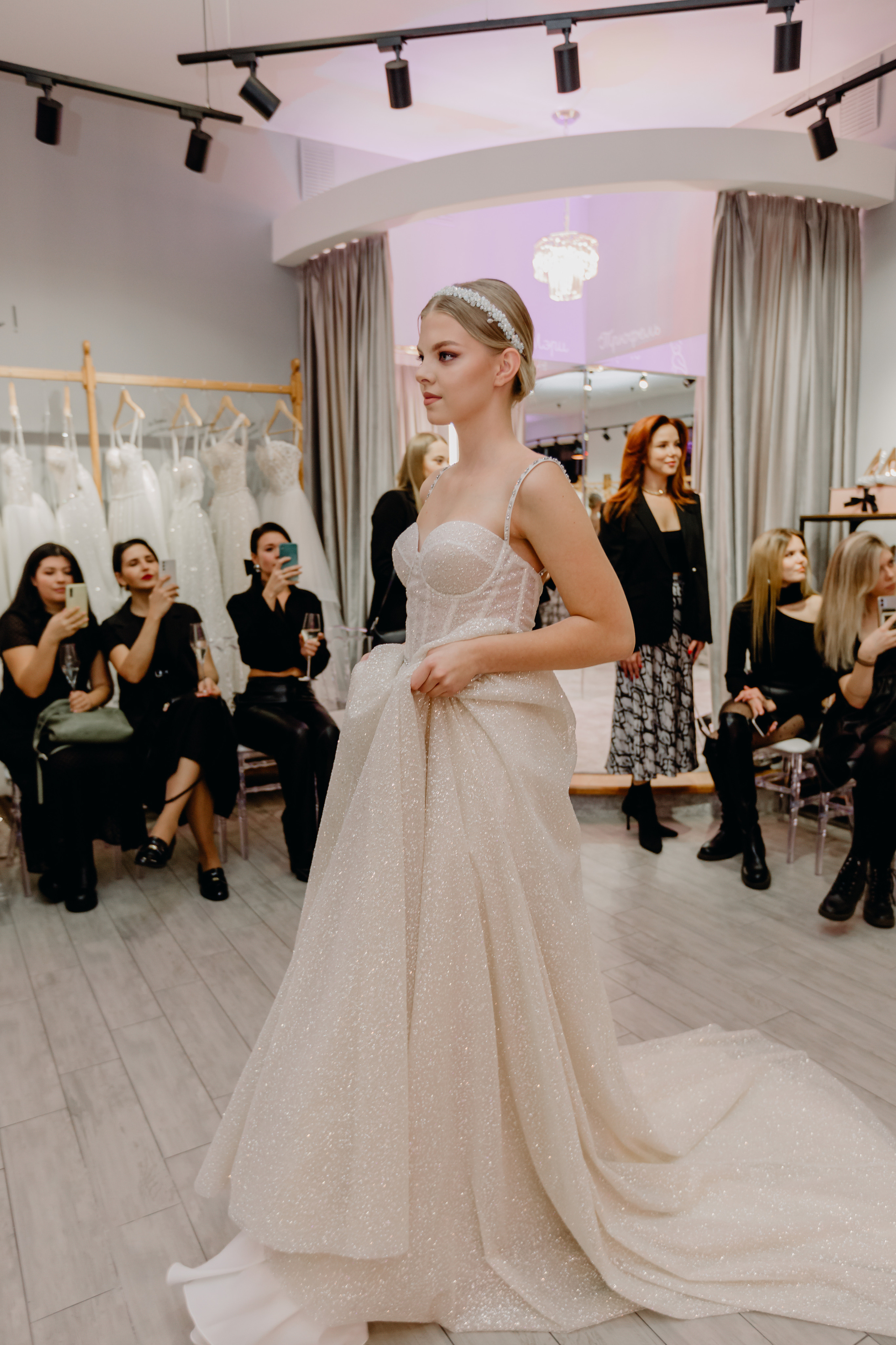 Светское мероприятие (Открытие Свадебного салона Мэри Трюфель). Свадебный и контент фотограф в Москве — Юлия Барно (Баранова)