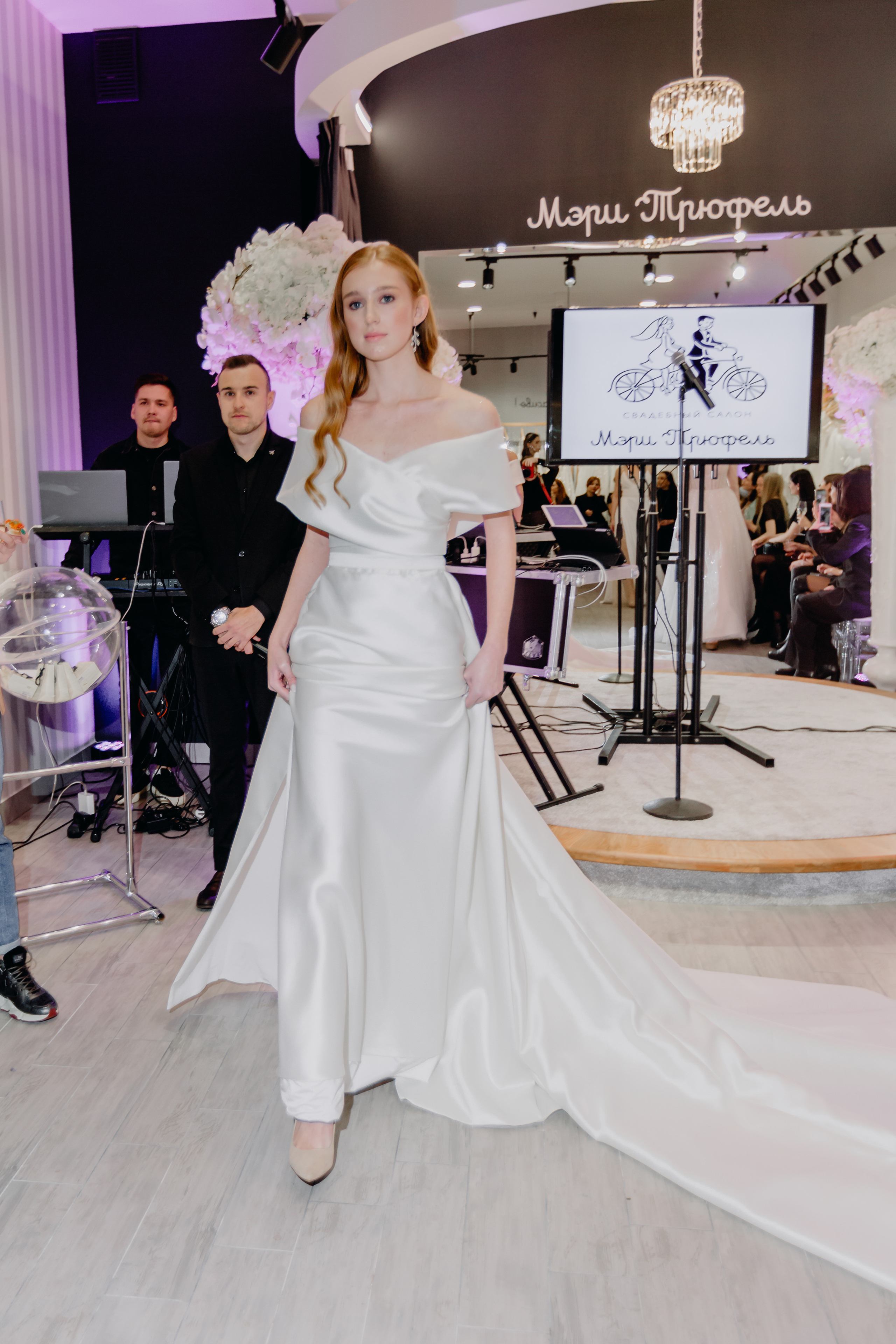 Светское мероприятие (Открытие Свадебного салона Мэри Трюфель). Свадебный и контент фотограф в Москве — Юлия Барно (Баранова)