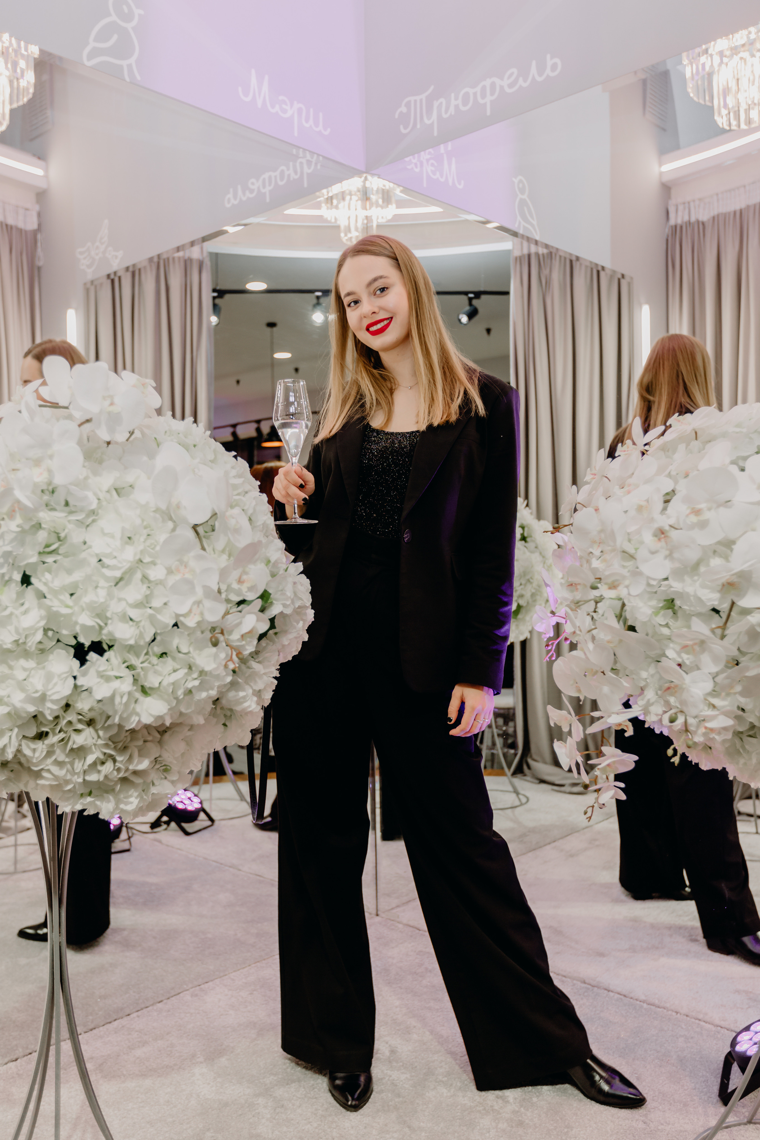 Светское мероприятие (Открытие Свадебного салона Мэри Трюфель). Свадебный и контент фотограф в Москве — Юлия Барно (Баранова)