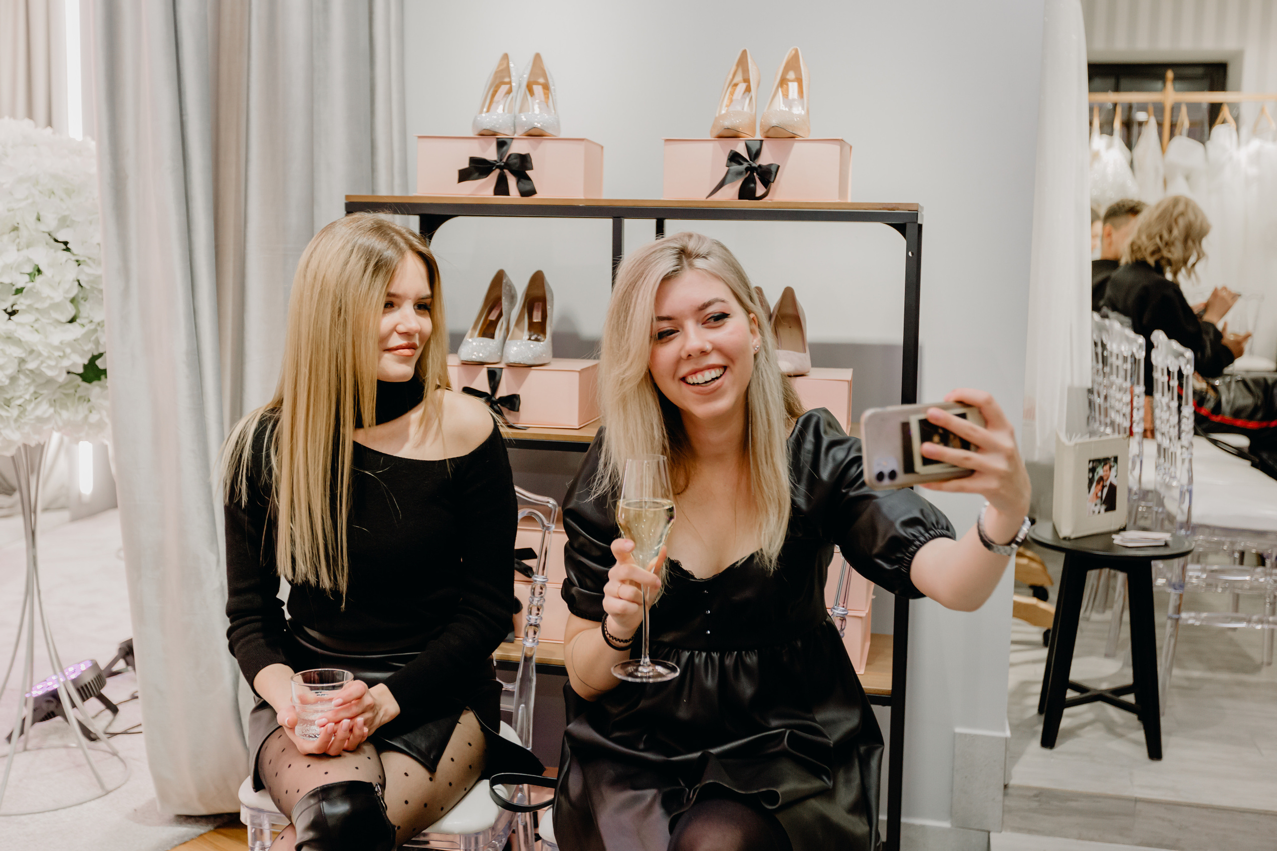 Светское мероприятие (Открытие Свадебного салона Мэри Трюфель). Свадебный и контент фотограф в Москве — Юлия Барно (Баранова)