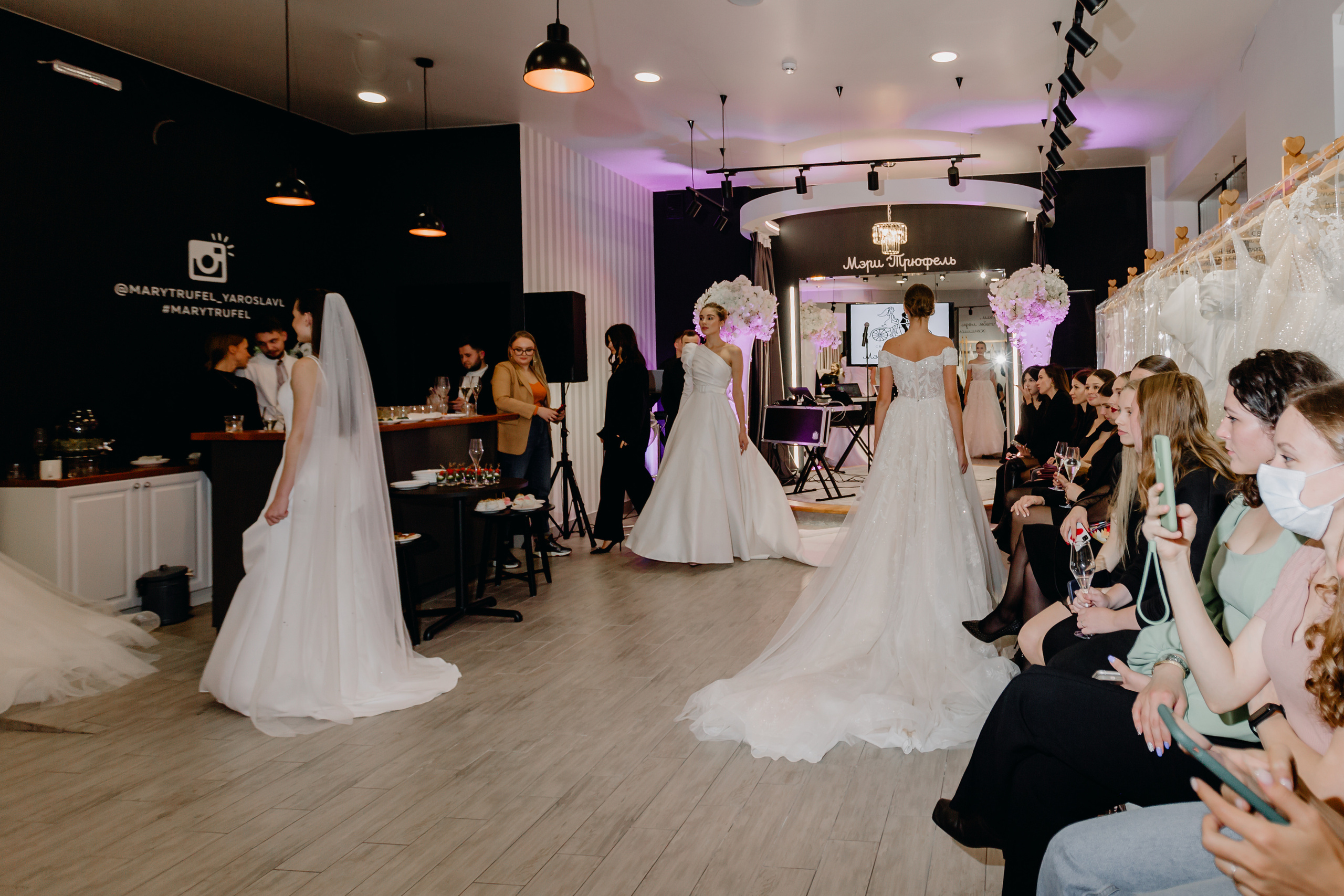 Светское мероприятие (Открытие Свадебного салона Мэри Трюфель). Свадебный и контент фотограф в Москве — Юлия Барно (Баранова)