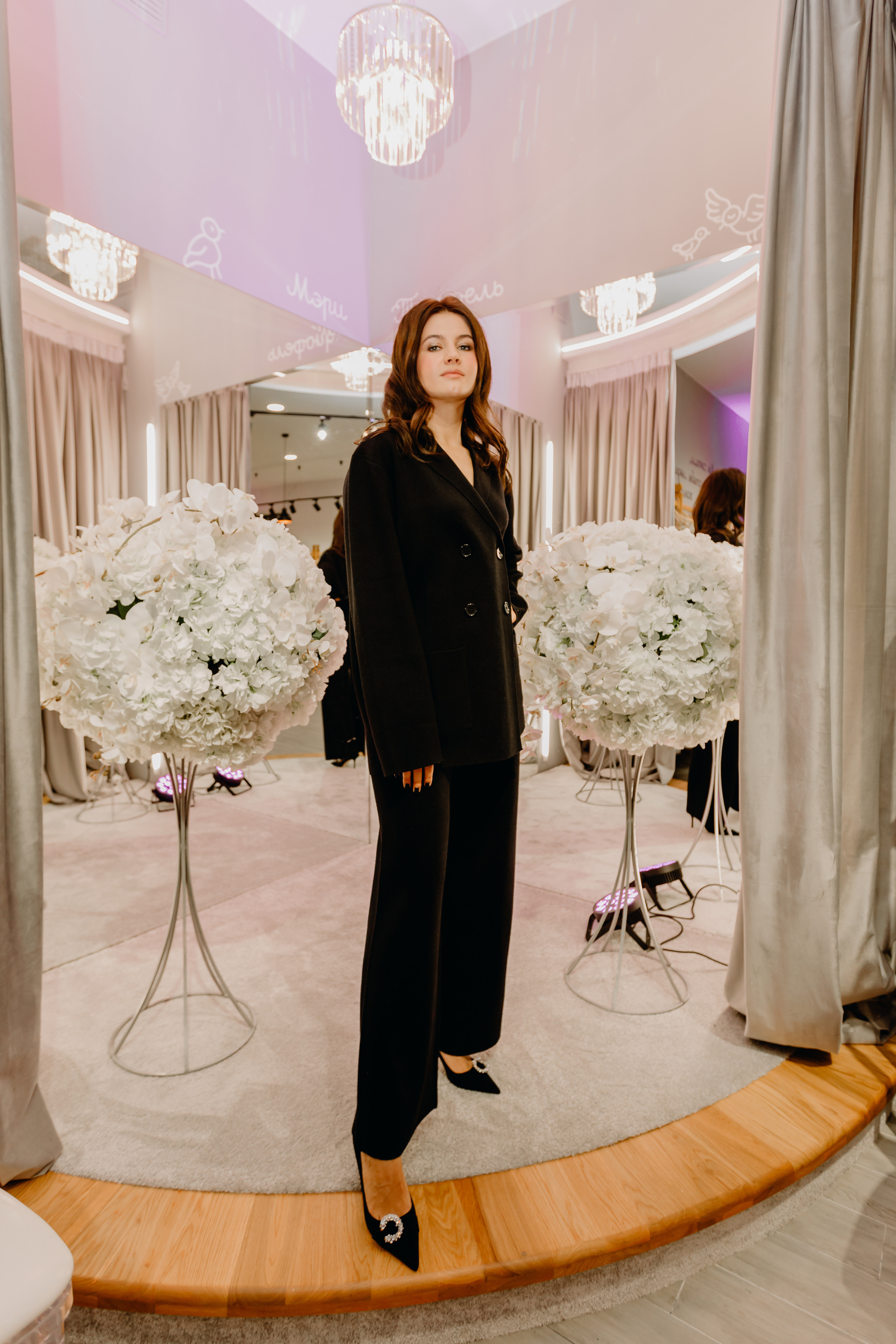 Светское мероприятие (Открытие Свадебного салона Мэри Трюфель). Свадебный и контент фотограф в Москве — Юлия Барно (Баранова)