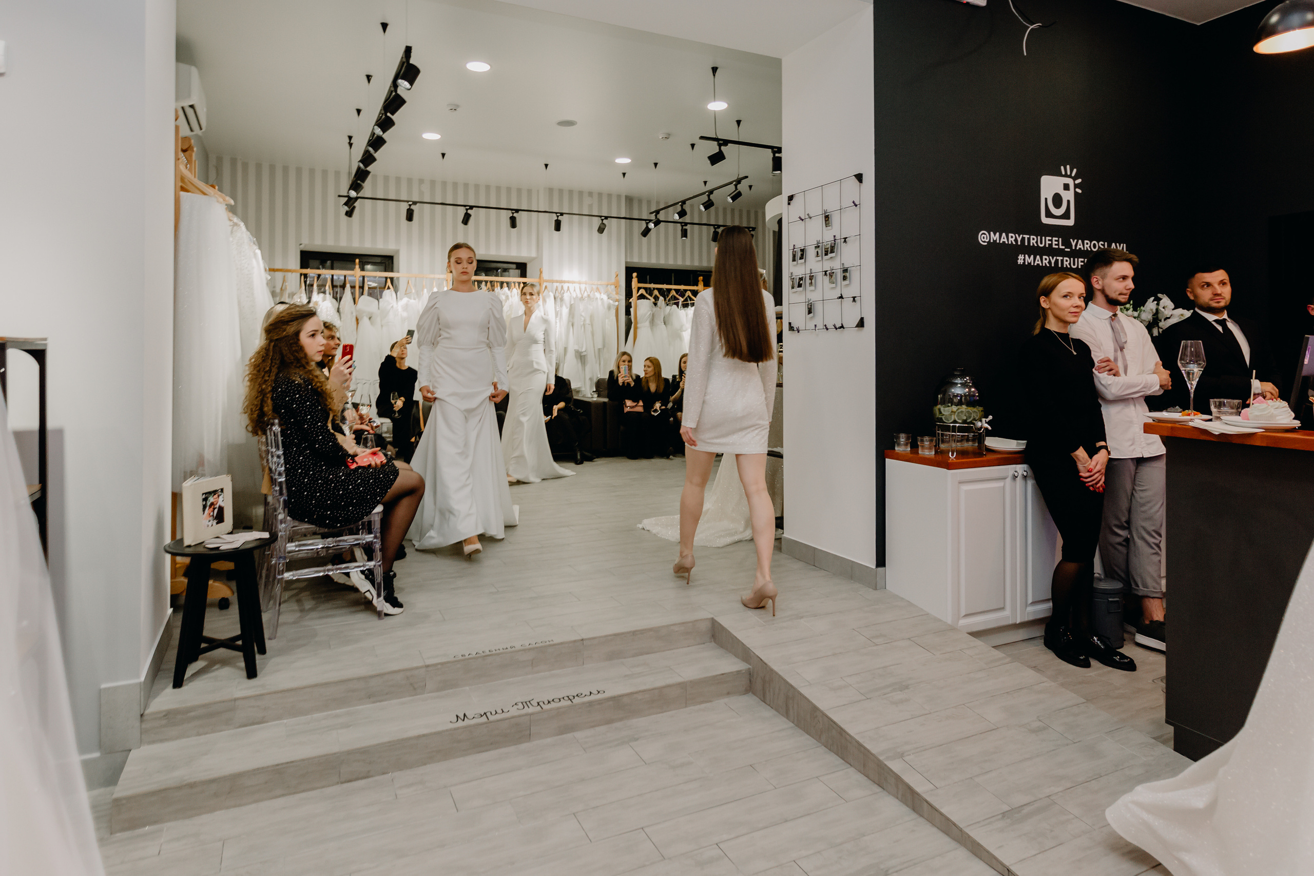 Светское мероприятие (Открытие Свадебного салона Мэри Трюфель). Свадебный и контент фотограф в Москве — Юлия Барно (Баранова)
