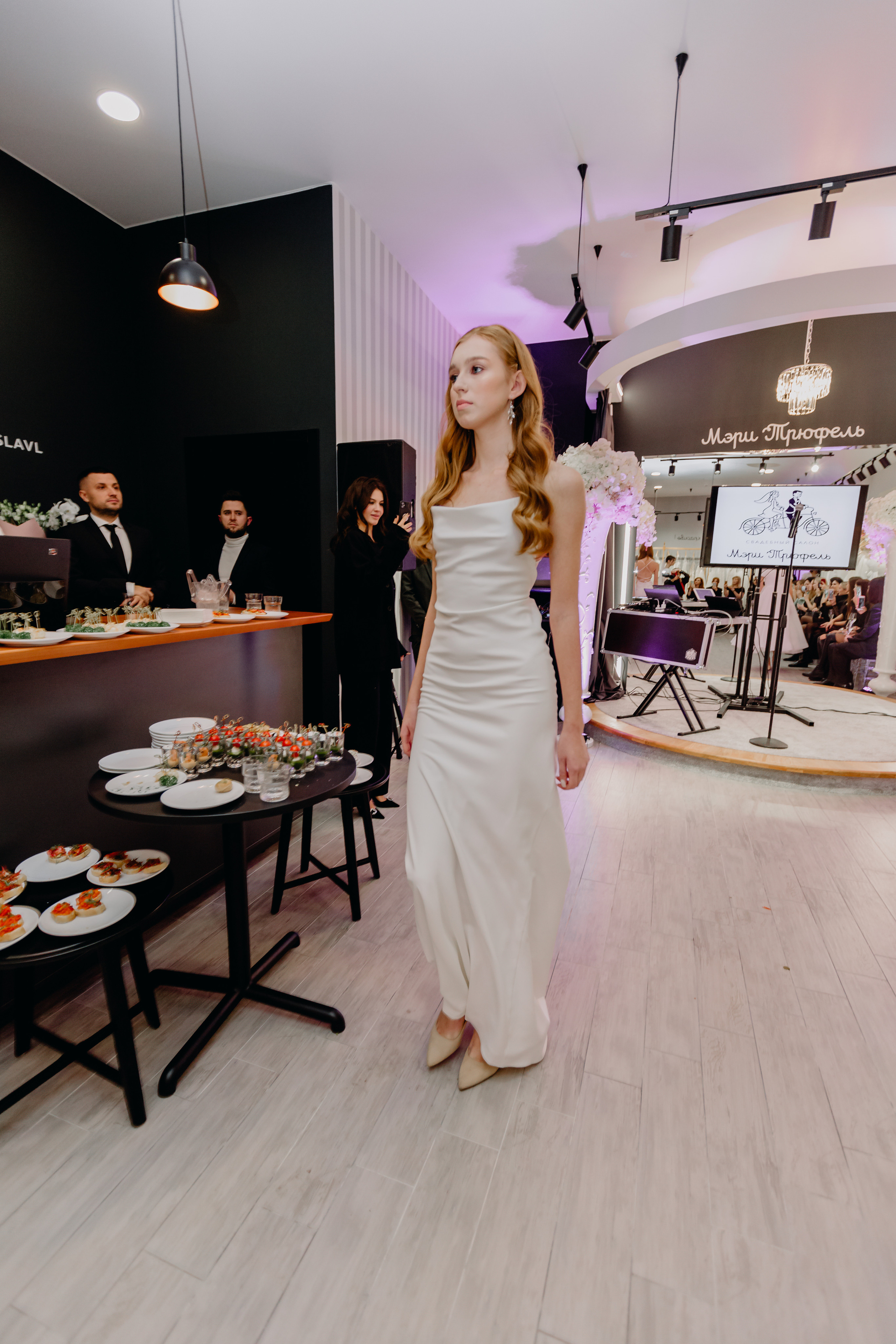 Светское мероприятие (Открытие Свадебного салона Мэри Трюфель). Свадебный и контент фотограф в Москве — Юлия Барно (Баранова)