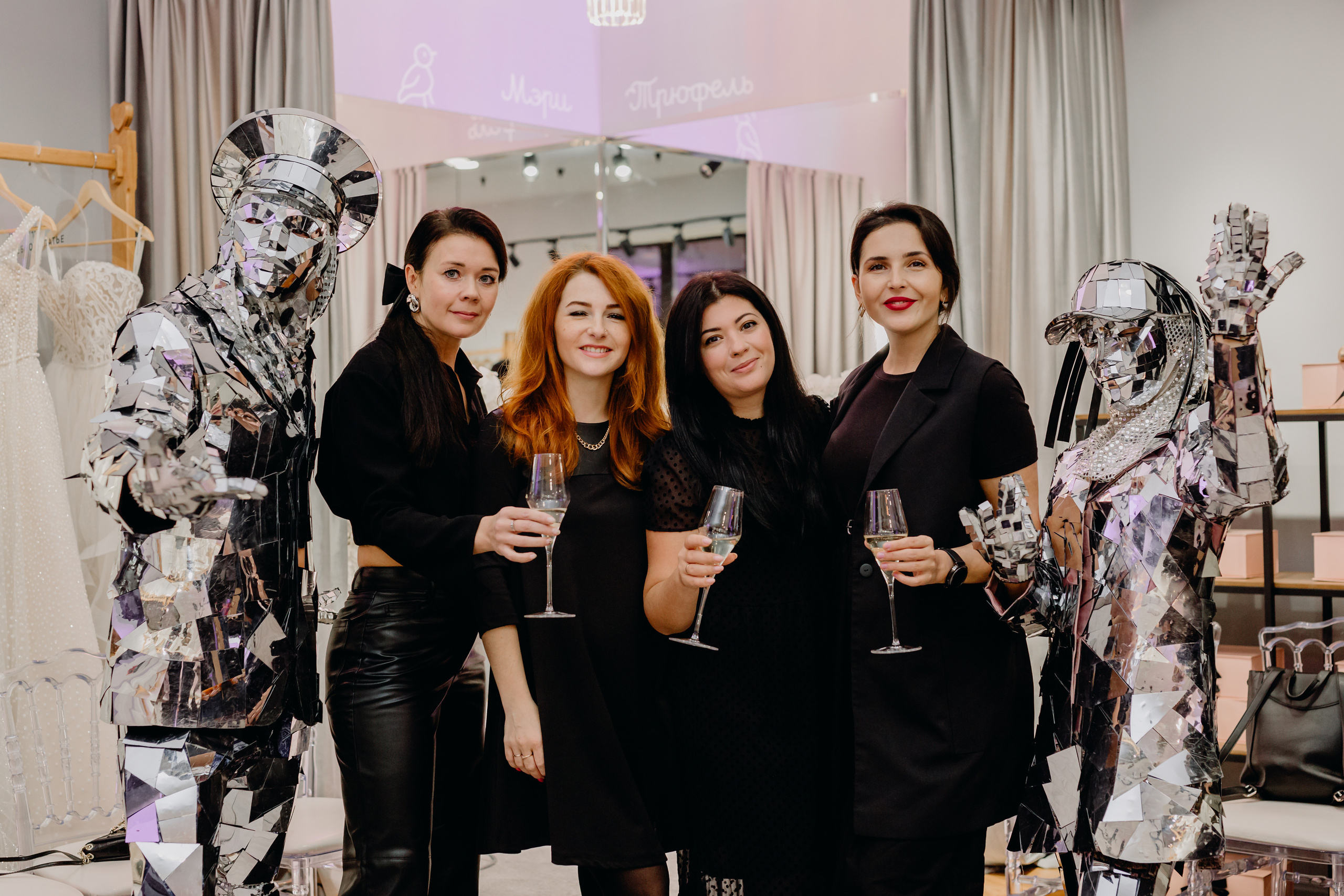 Светское мероприятие (Открытие Свадебного салона Мэри Трюфель). Свадебный и контент фотограф в Москве — Юлия Барно (Баранова)