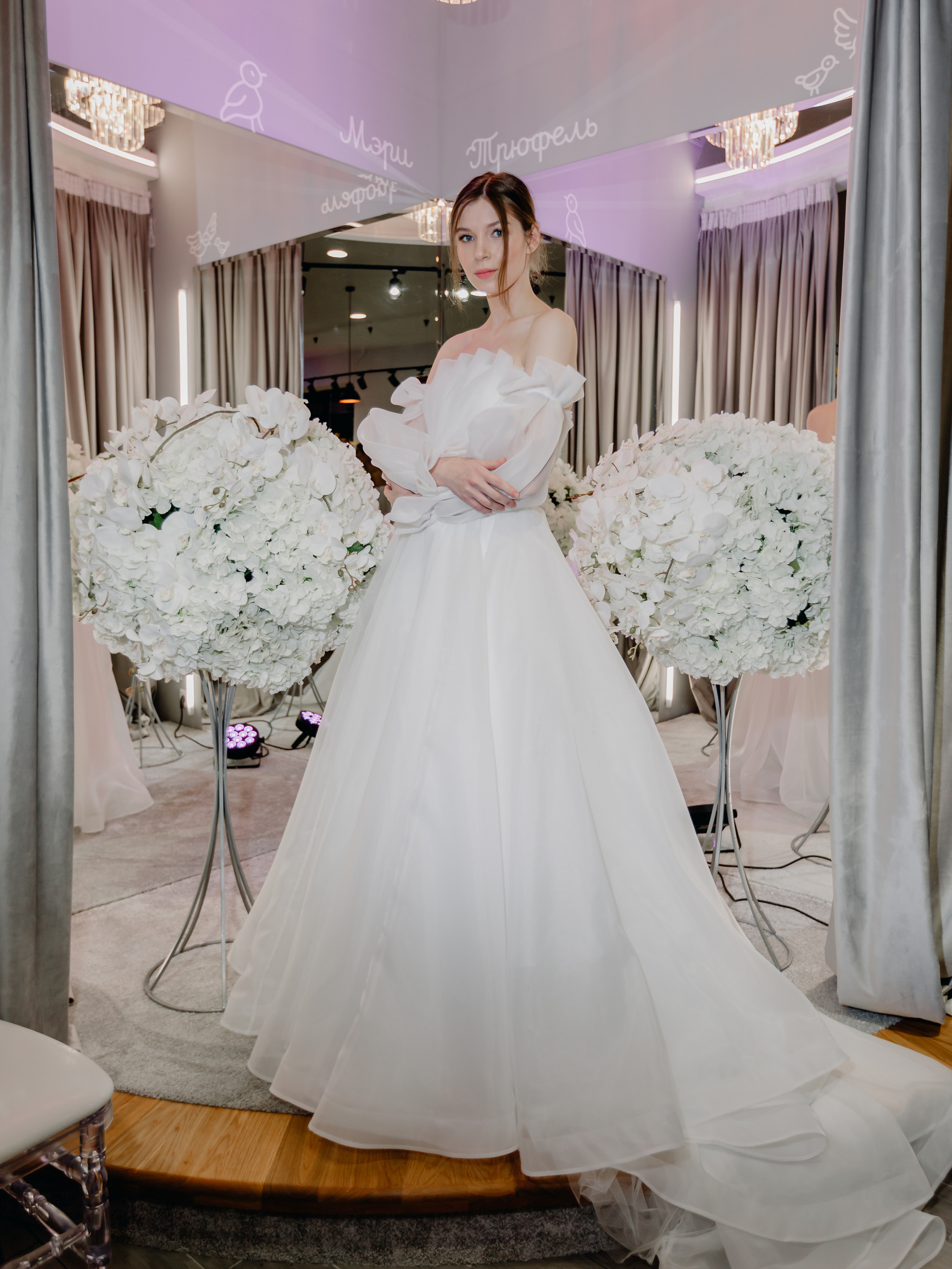 Светское мероприятие (Открытие Свадебного салона Мэри Трюфель). Свадебный и контент фотограф в Москве — Юлия Барно (Баранова)