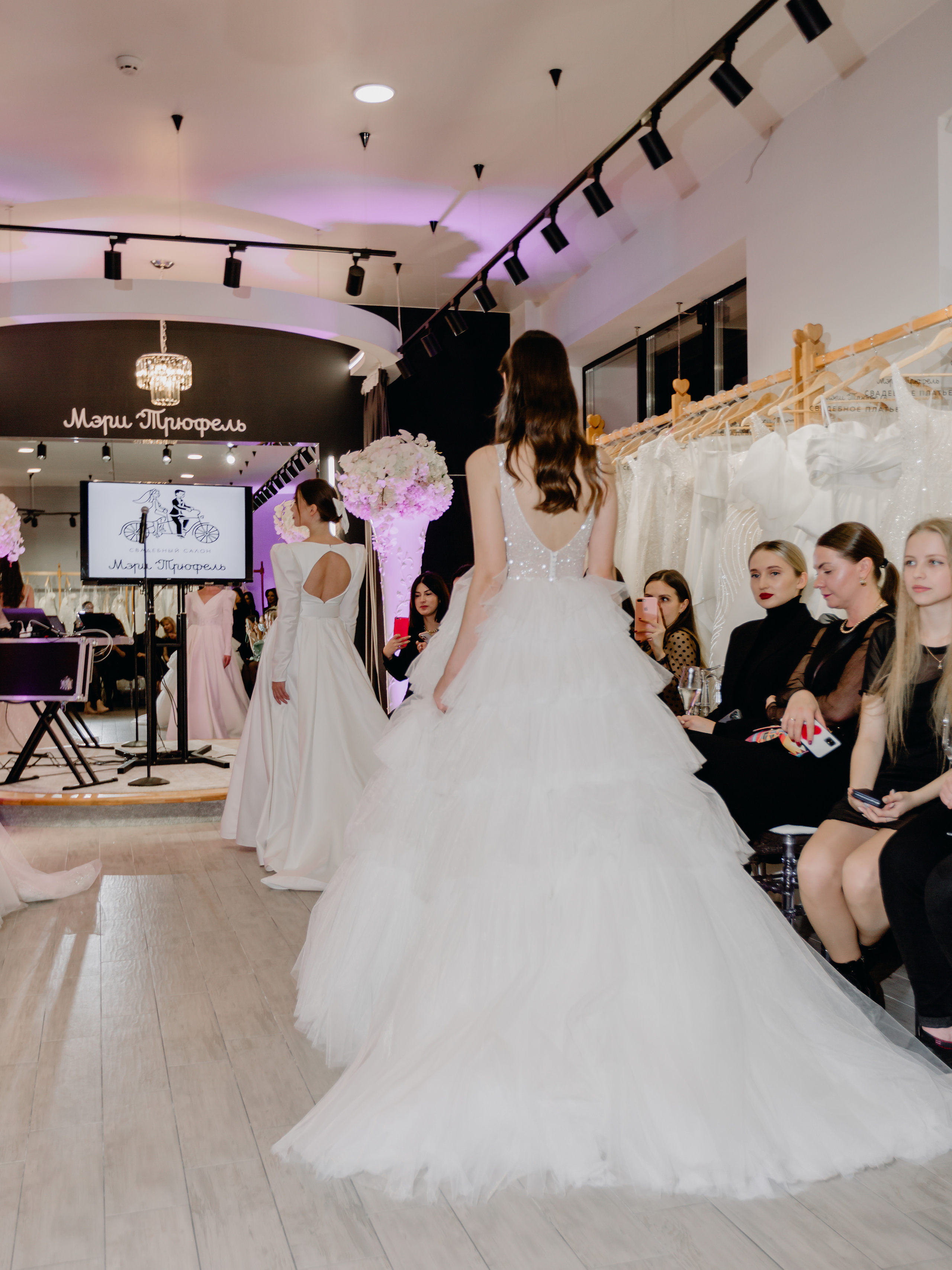 Светское мероприятие (Открытие Свадебного салона Мэри Трюфель). Свадебный и контент фотограф в Москве — Юлия Барно (Баранова)