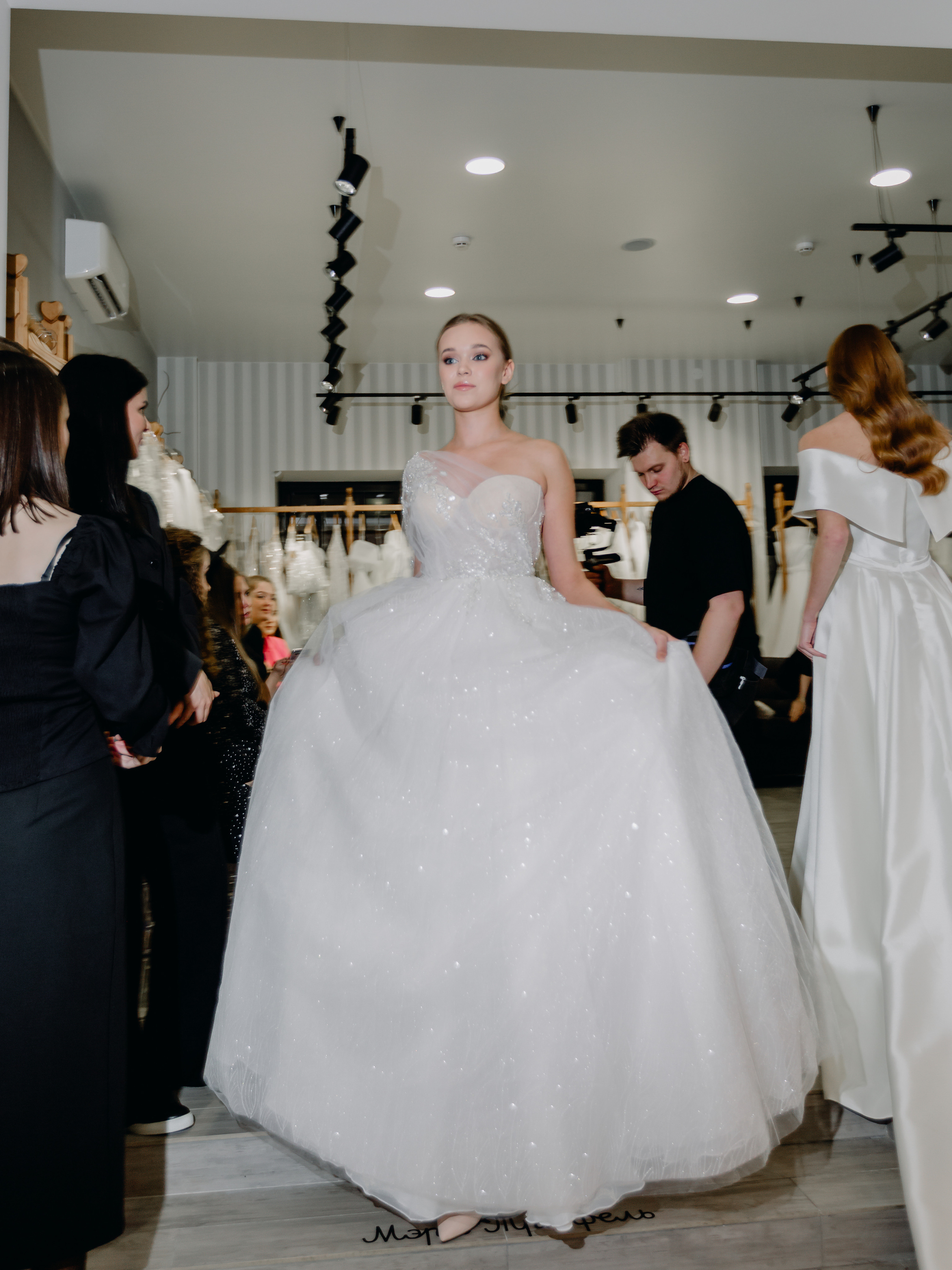 Светское мероприятие (Открытие Свадебного салона Мэри Трюфель). Свадебный и контент фотограф в Москве — Юлия Барно (Баранова)