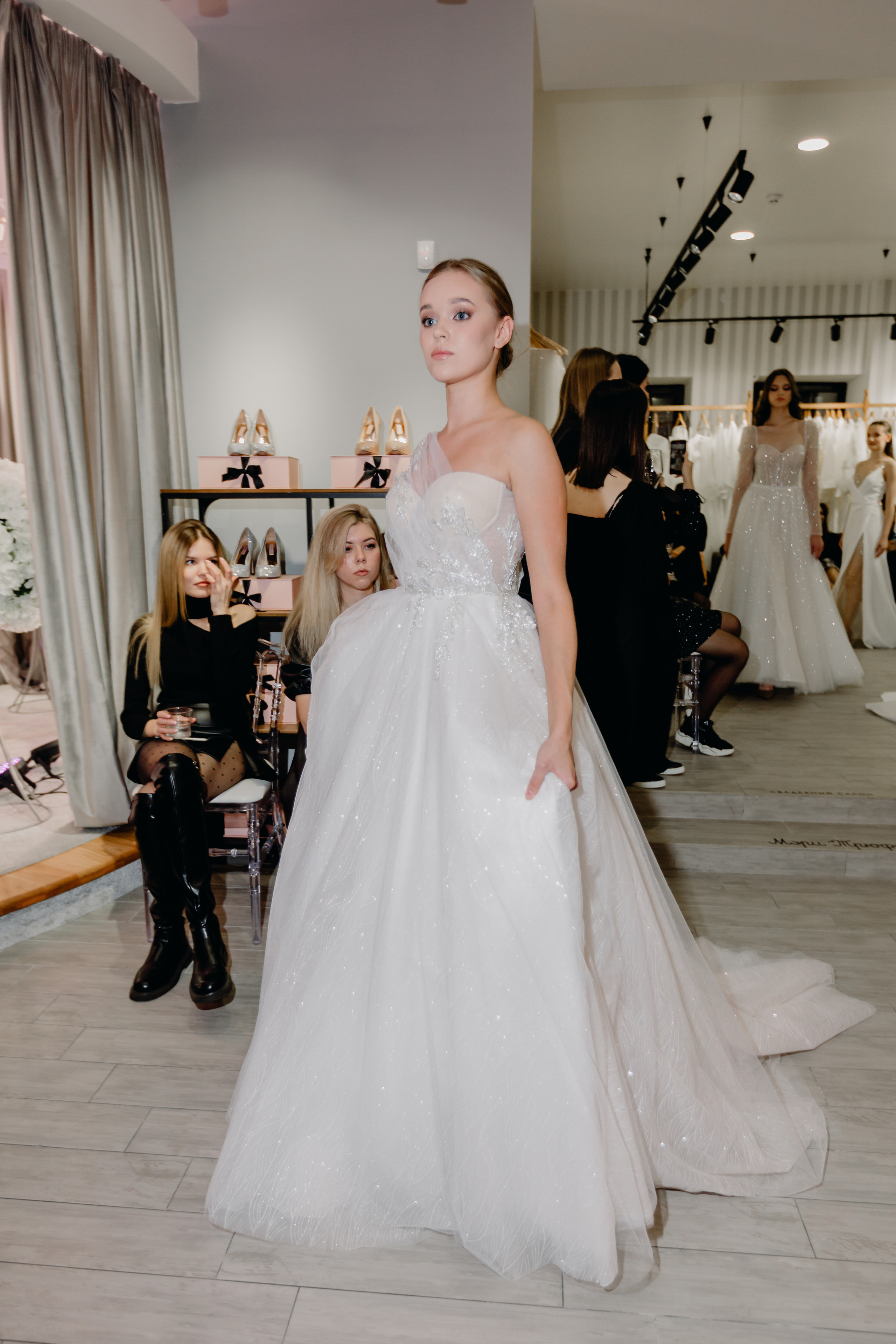 Светское мероприятие (Открытие Свадебного салона Мэри Трюфель). Свадебный и контент фотограф в Москве — Юлия Барно (Баранова)