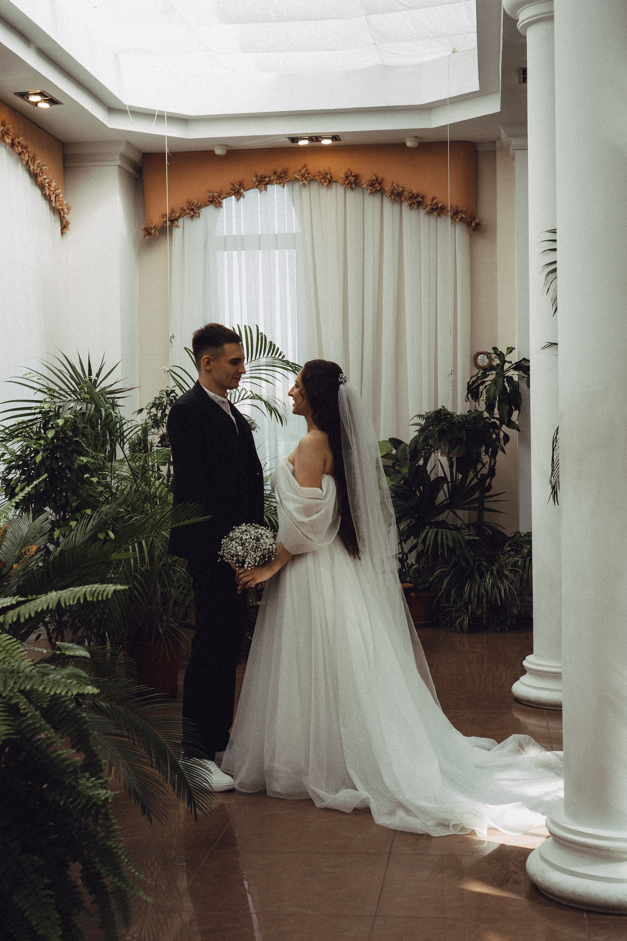 СВАДЕБНАЯ СЬЕМК В ПАРКЕ 300-ЛЕТИЯ. Профессиональный фотограф, Санкт-Петербург — Виктория Богомолова