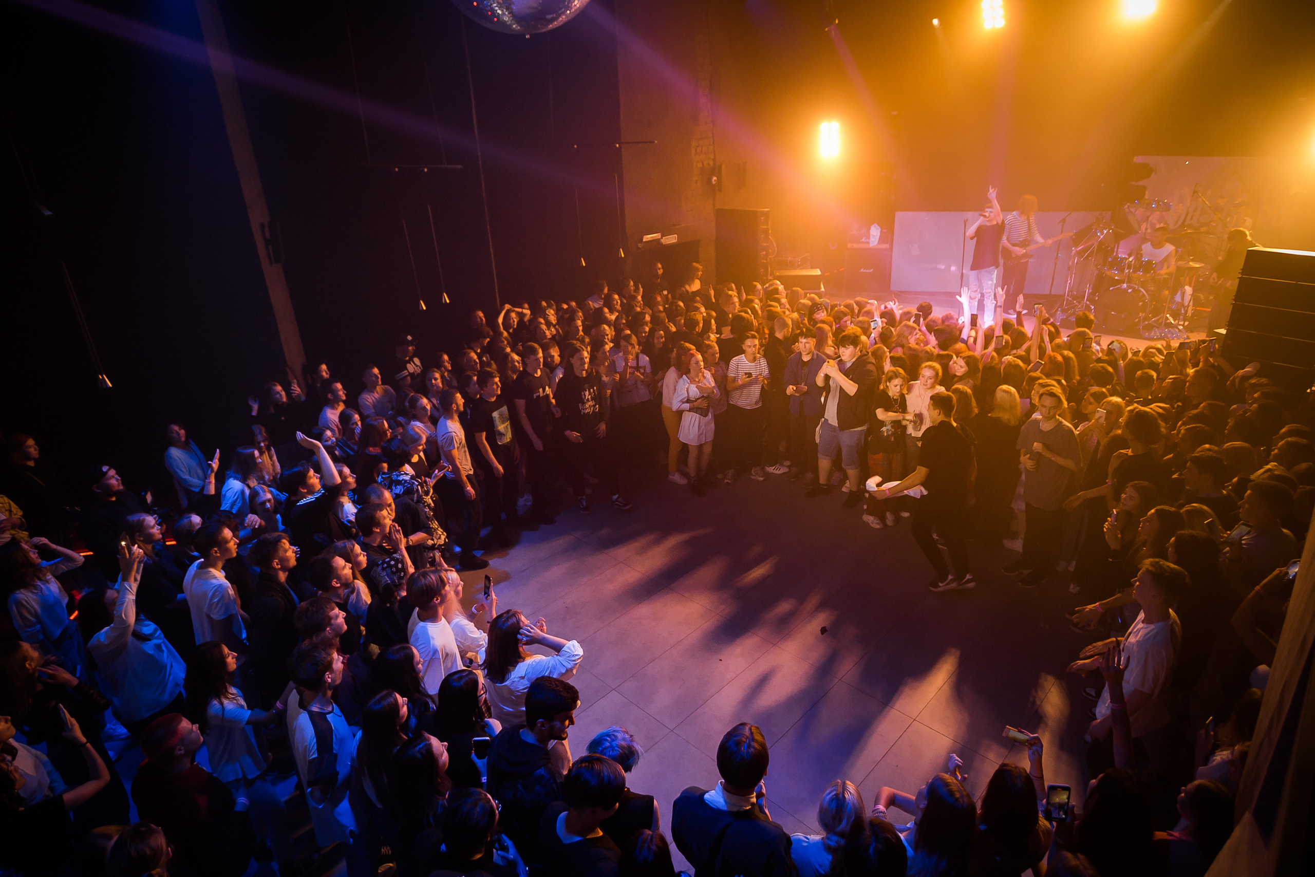 Пошлая Молли в Dusty Gold. Фотографиня Мария Дикова