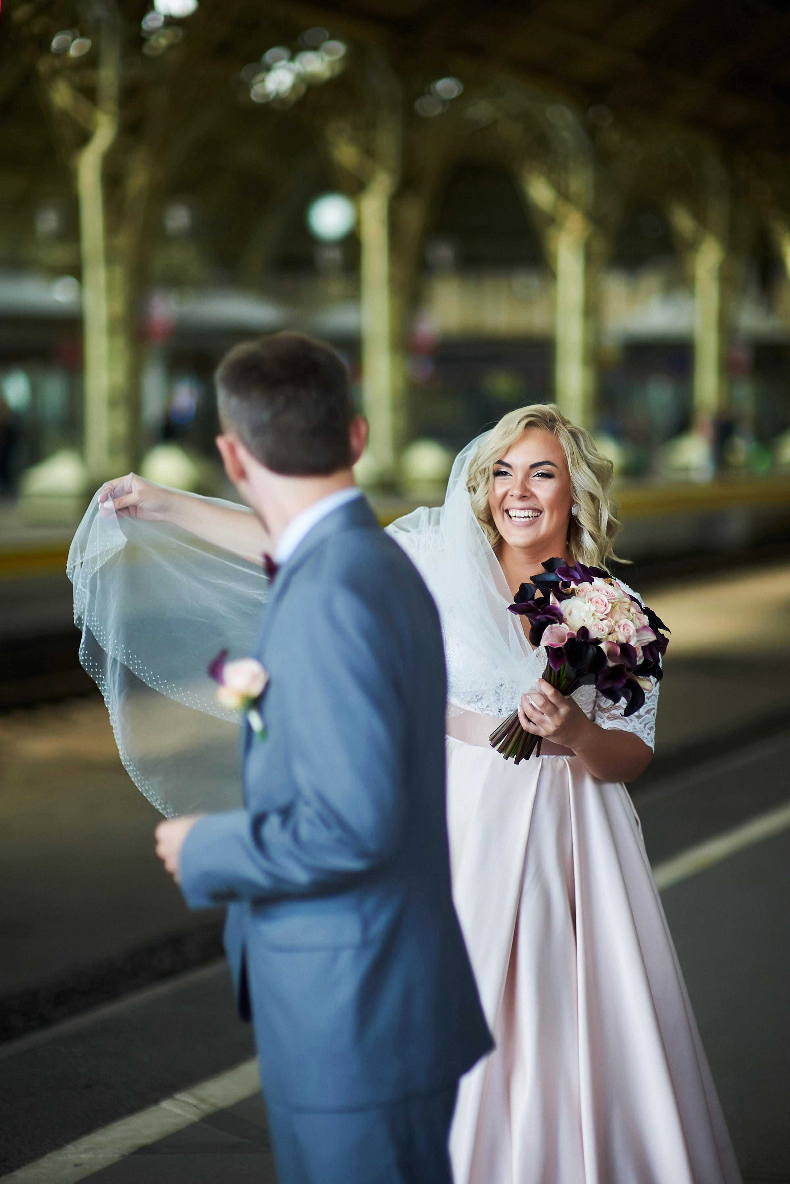 Марта и Анатолий (фотосессия на Витебском вокзале). Портретный, семейный и свадебный фотограф в Санкт-Петербурге и в Пушкине Ширяев Денис